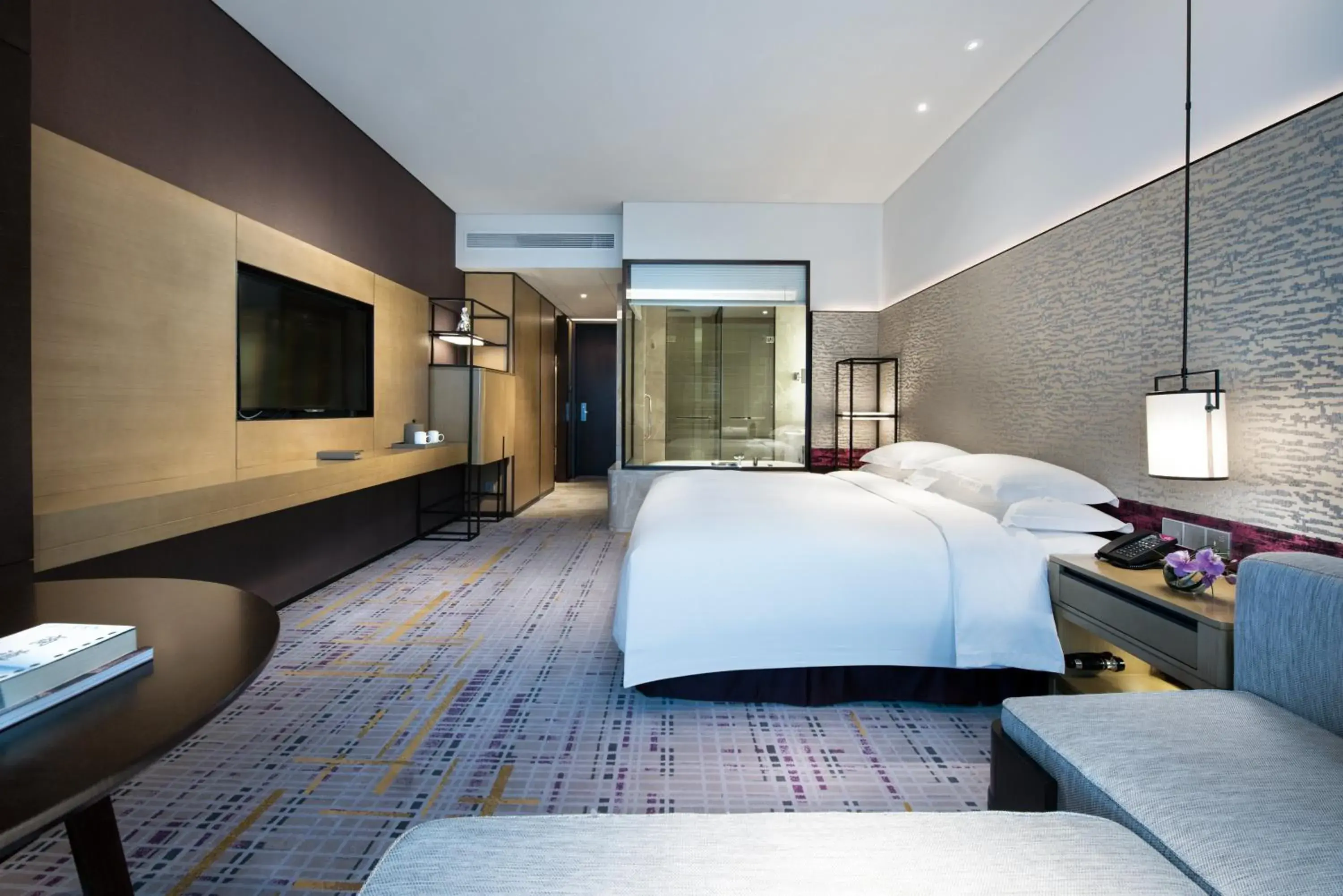Standard King Room in Crowne Plaza Baoji City Center by IHG Standard King Room in Crowne Plaza Baoji City Center by IHG