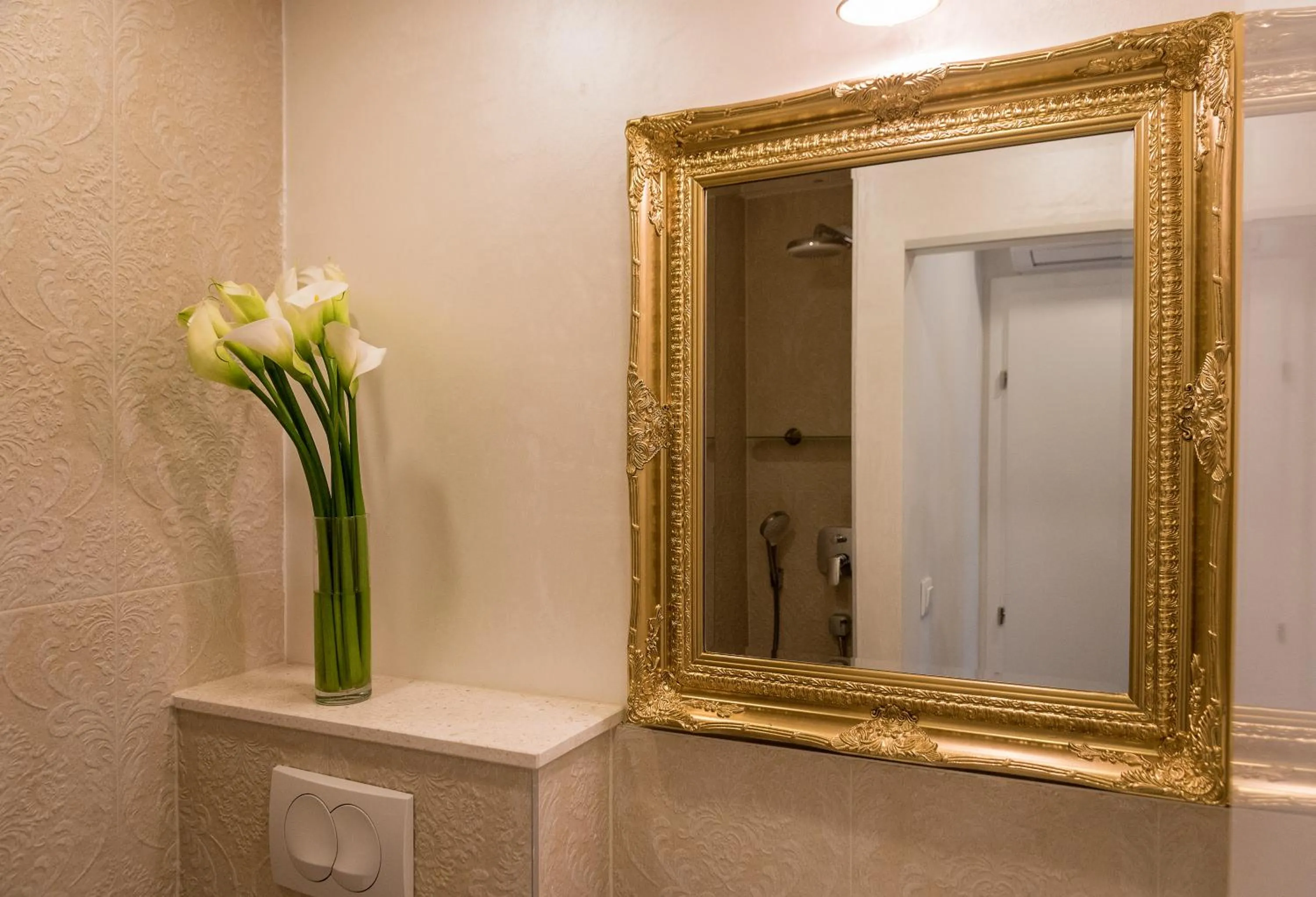 Decorative detail in Jupiter Lux Rooms