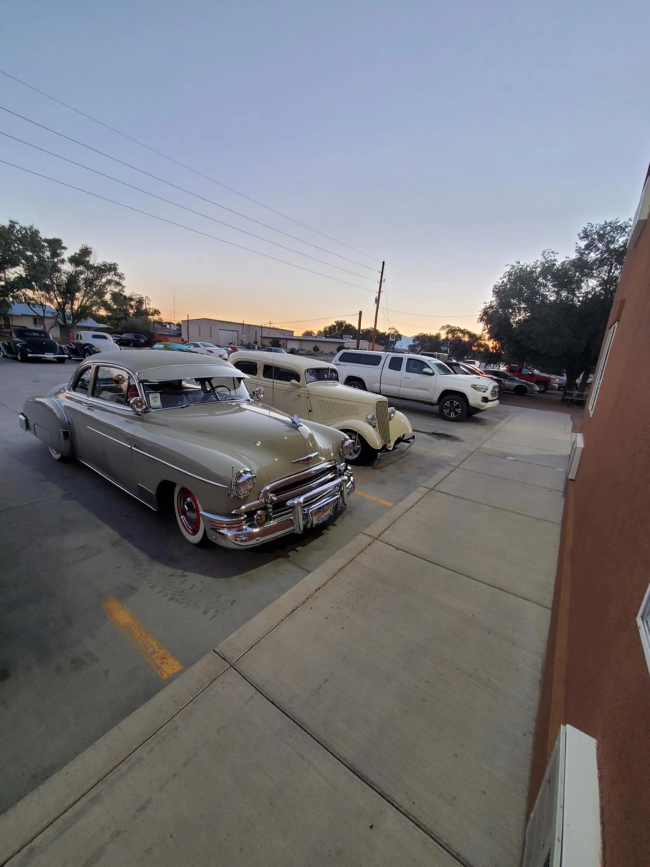 Day in The Sunset Inn