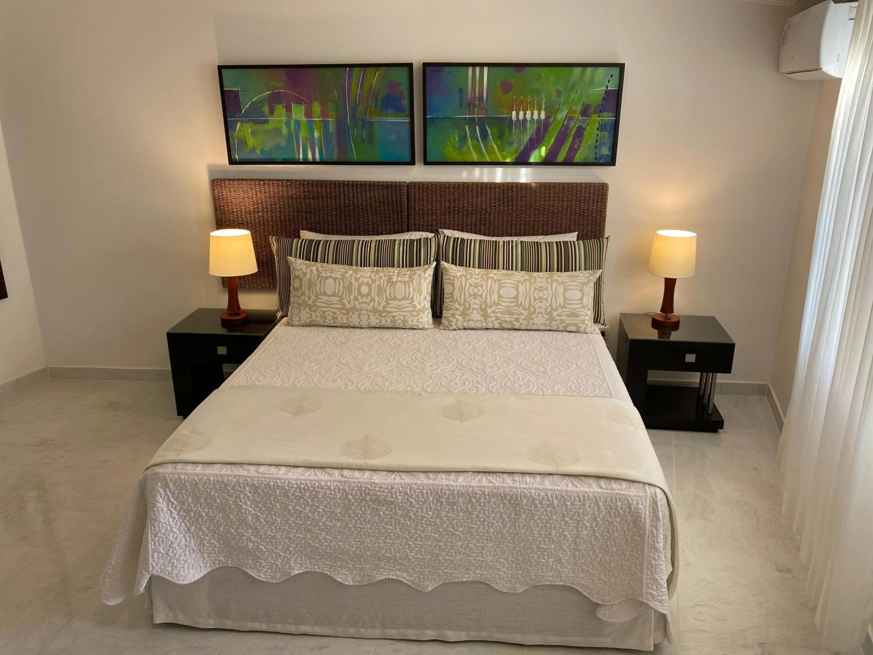 Bed in Red Ground Village