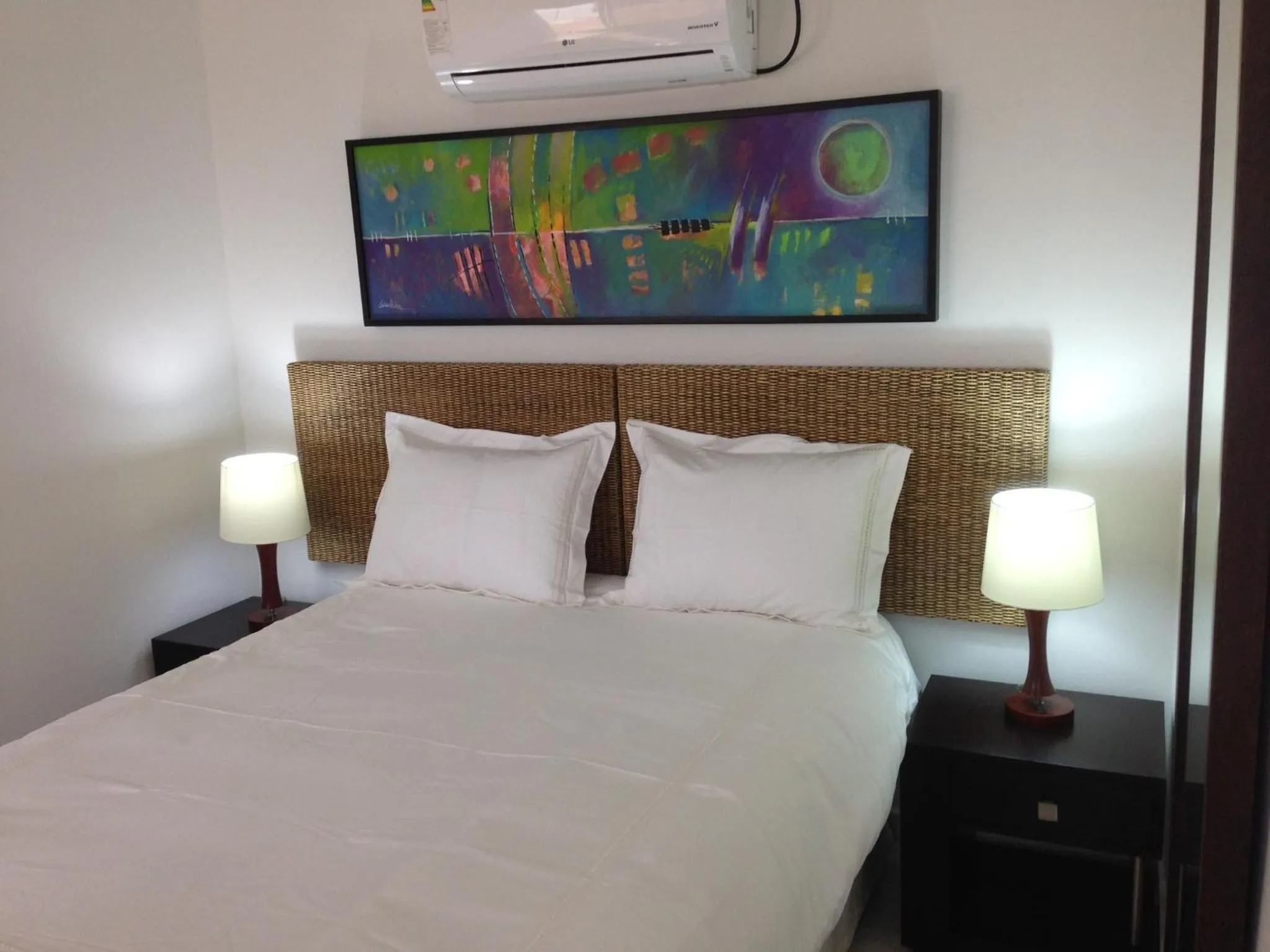 Bedroom, Bed in Red Ground Village