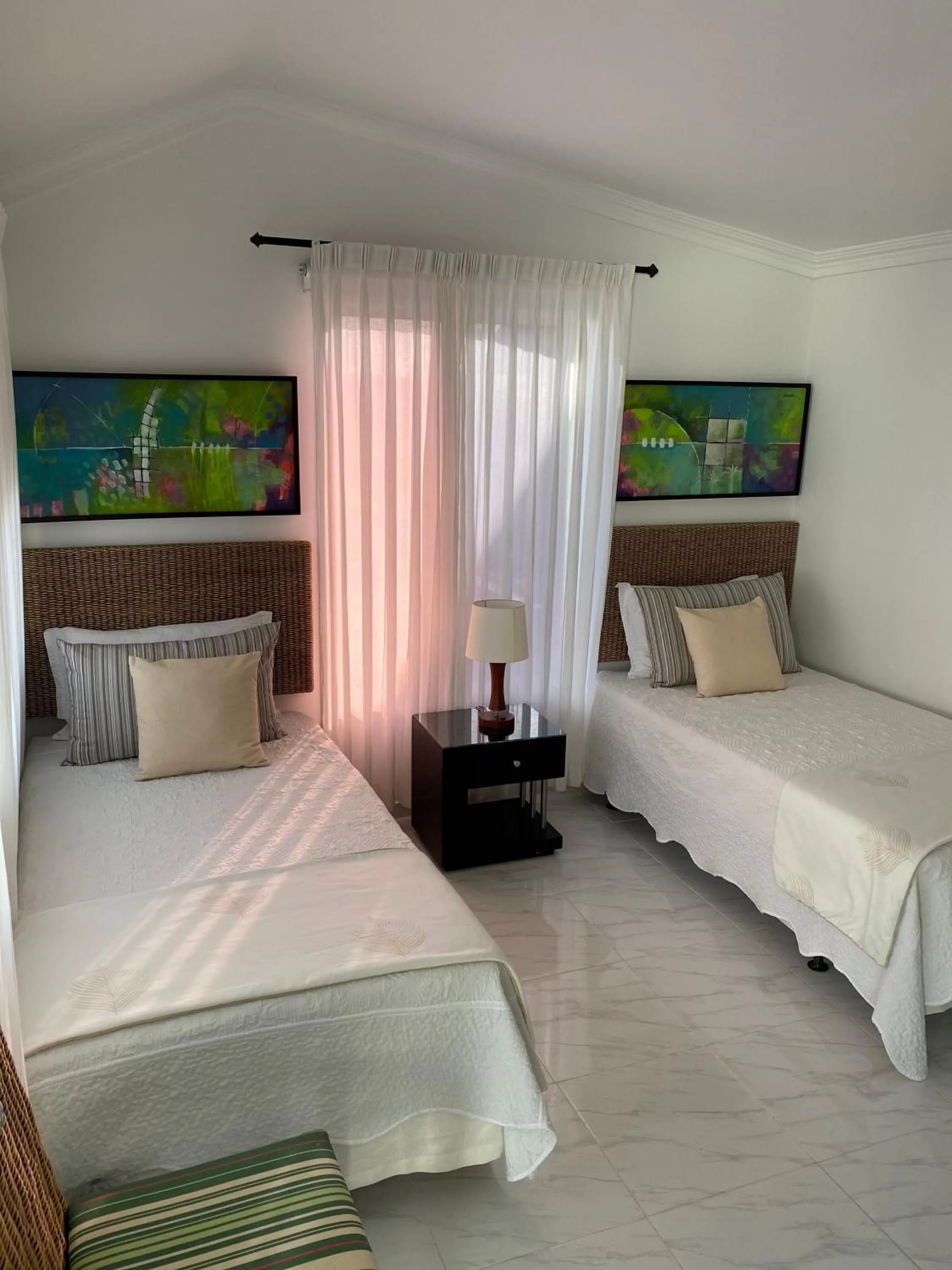 Photo of the whole room, Bed in Red Ground Village