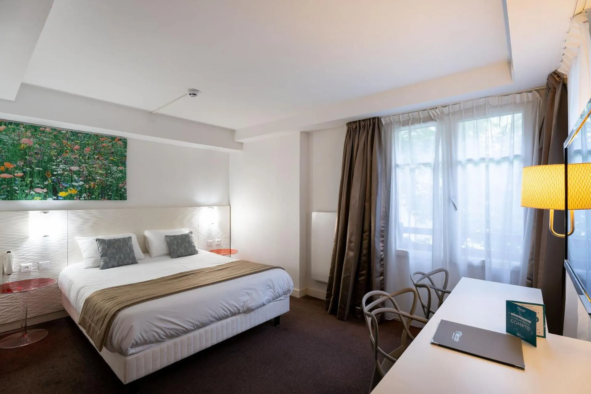 Bed in Hôtel Miléade Les Pléïades La Baule