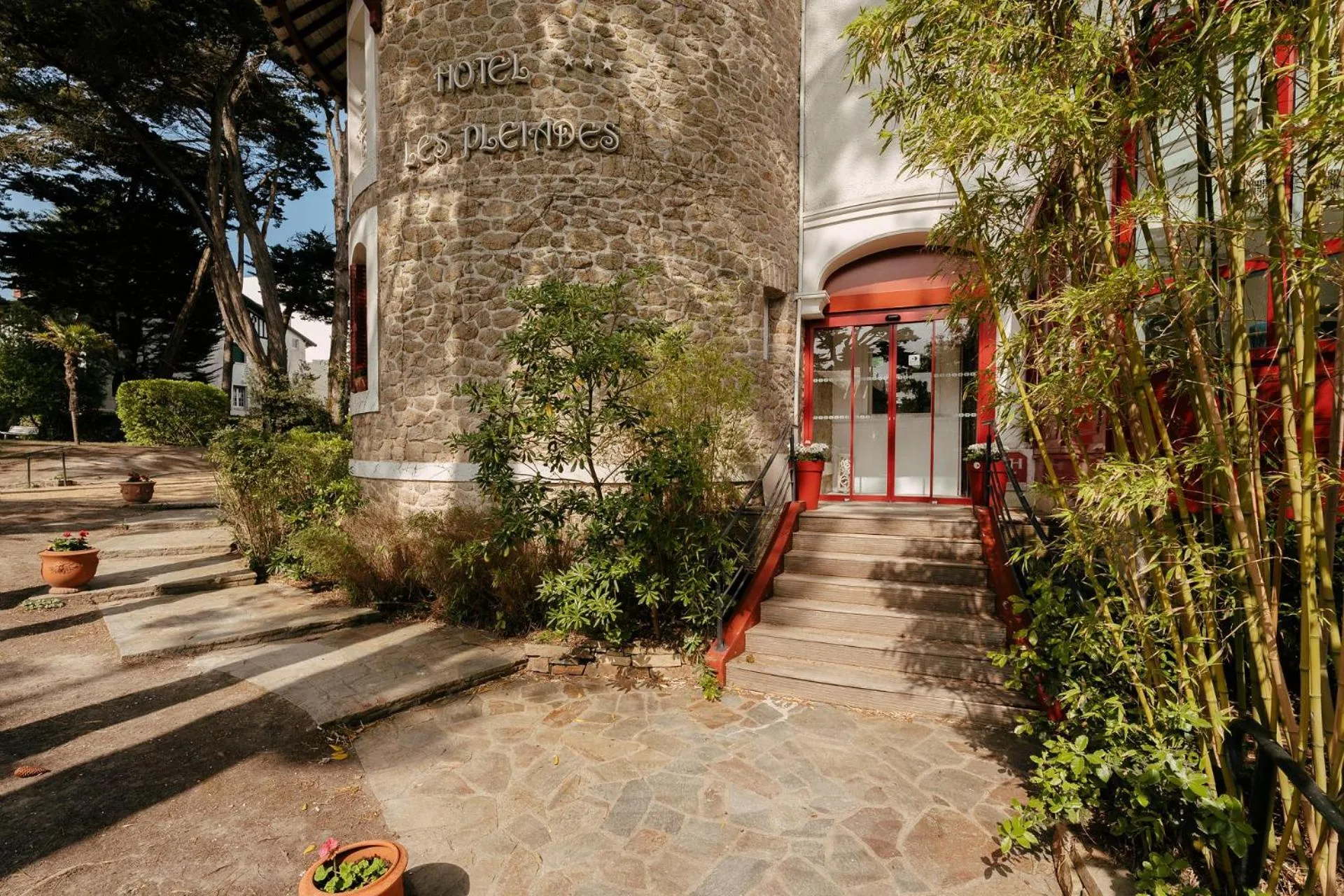 Property building in Hôtel Miléade Les Pléïades La Baule