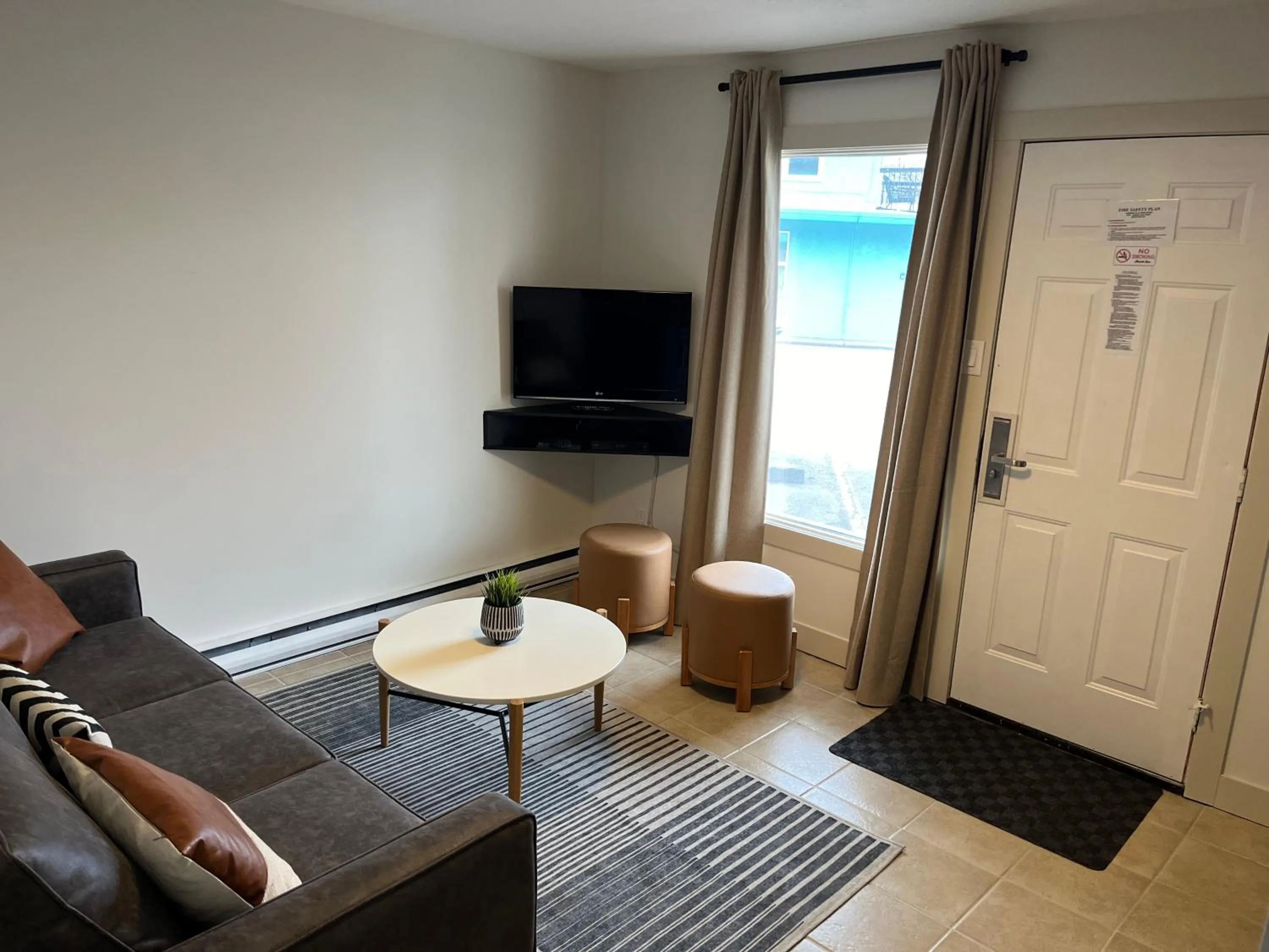 Living room in Lakeside Villa & Nordic Spa