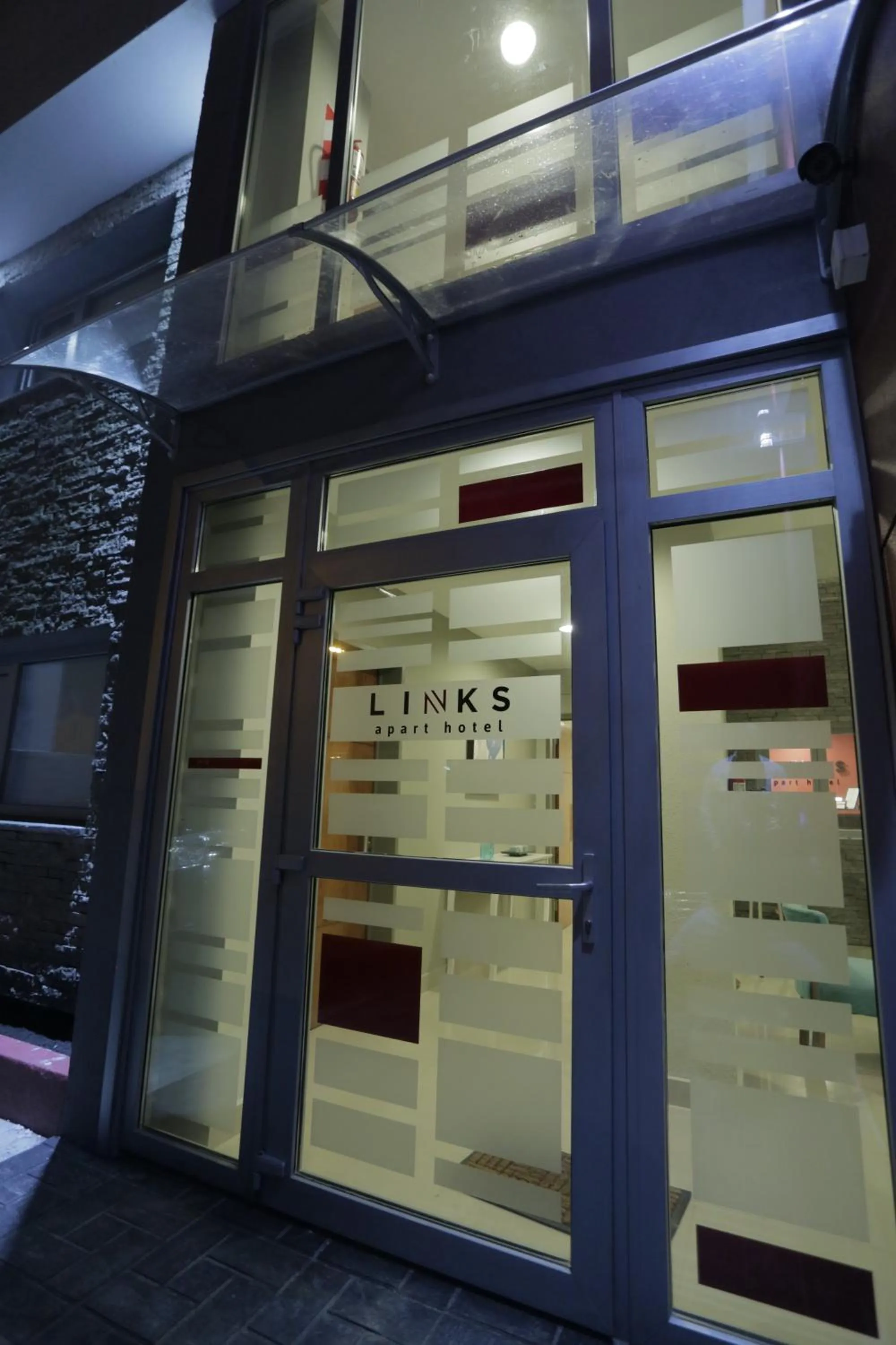 Property building in Links Apart Hotel