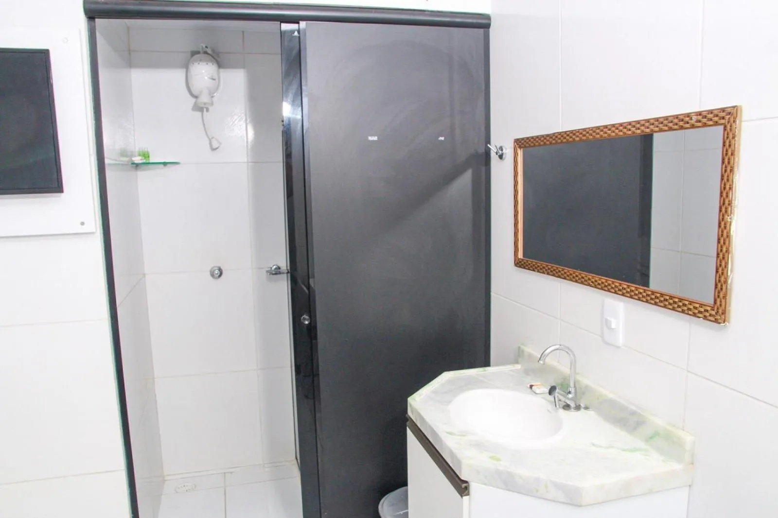 Shower in Pousada Sereias de Maragogi