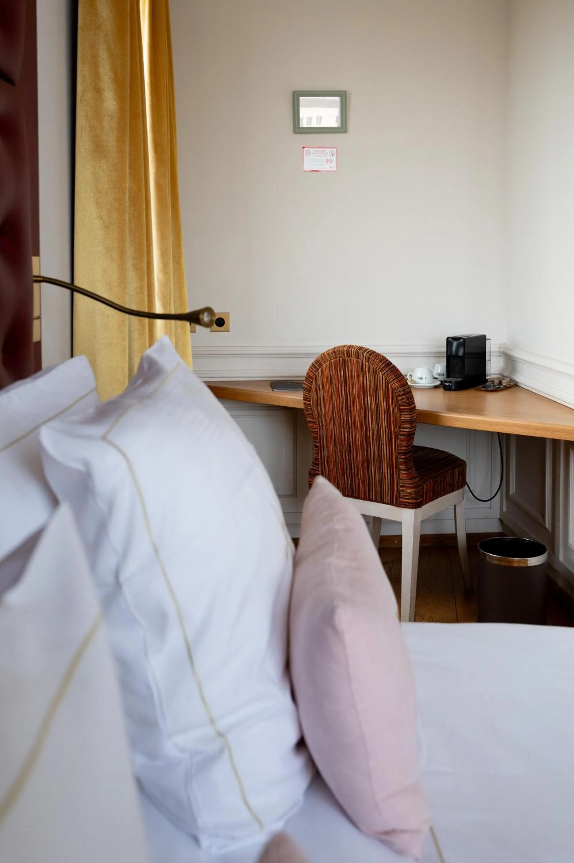 Bedroom, Bed in Les chambres du Waterzooi