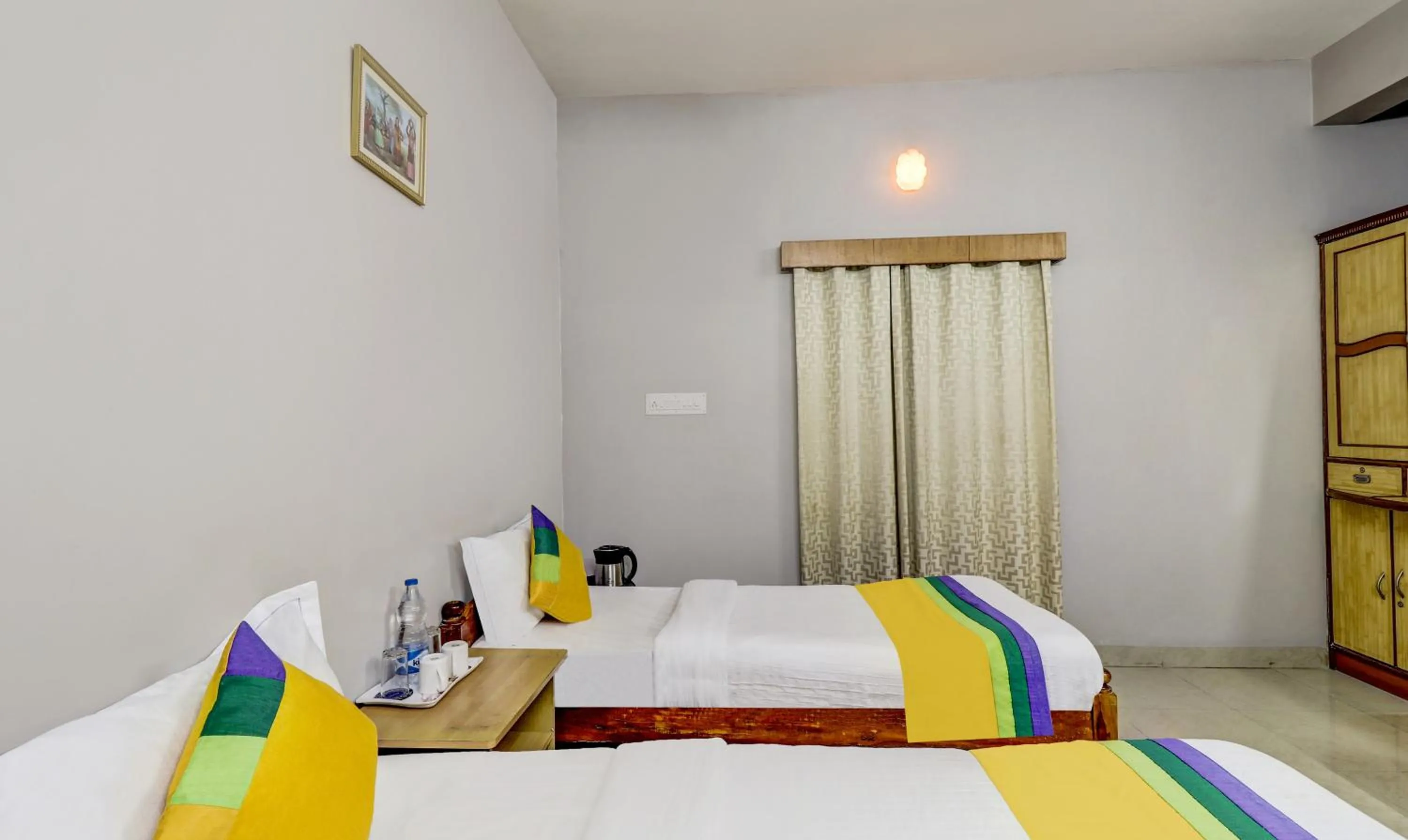 Bedroom, Bed in Itsy Hotels Shree Comforts