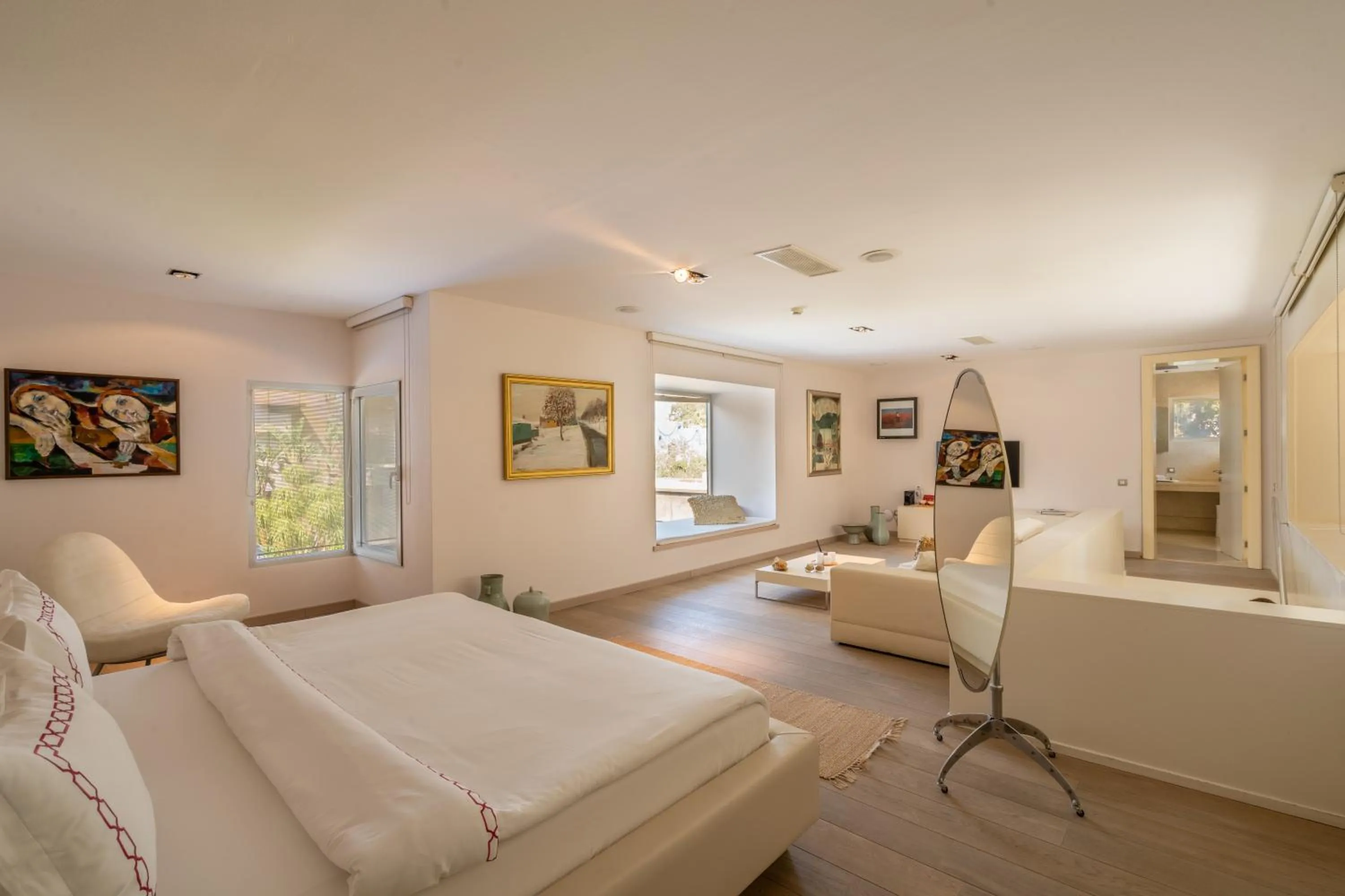 Photo of the whole room in Casa dell'Arte Hotel of Arts & Leisure