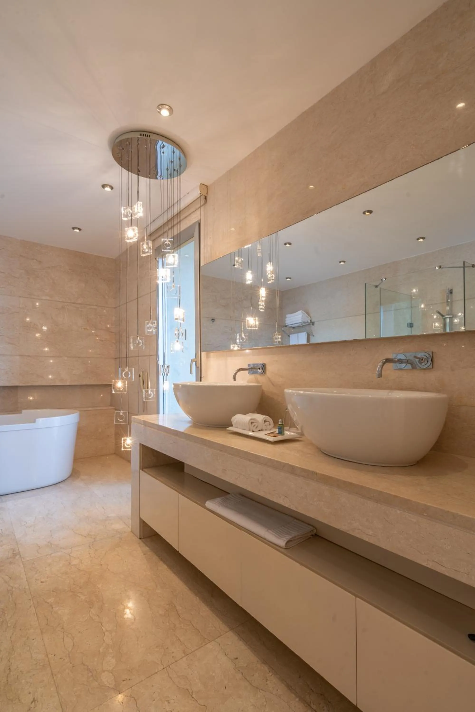 Bathroom in Casa dell'Arte Hotel of Arts & Leisure