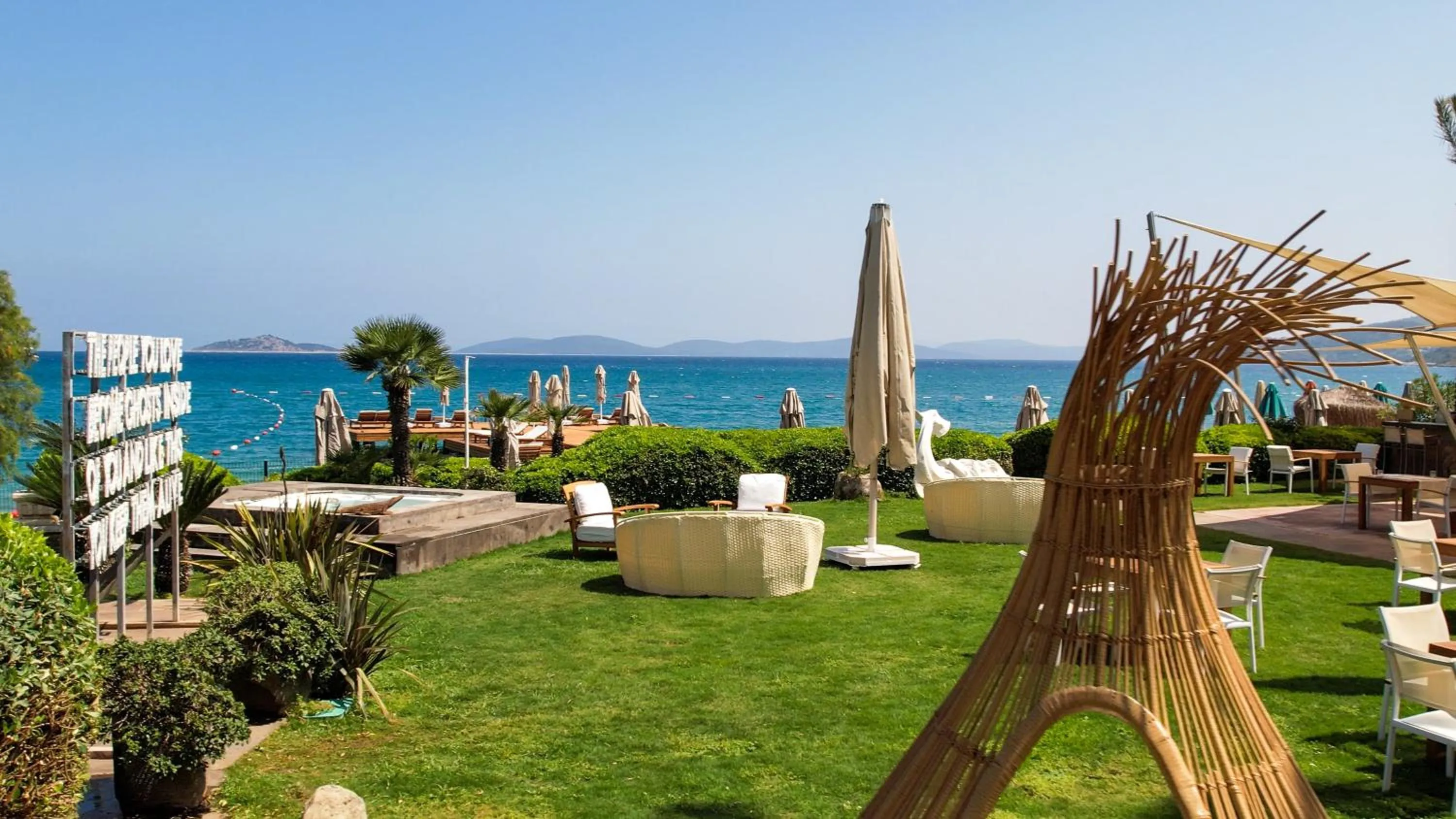 Garden view in Casa dell'Arte Hotel of Arts & Leisure