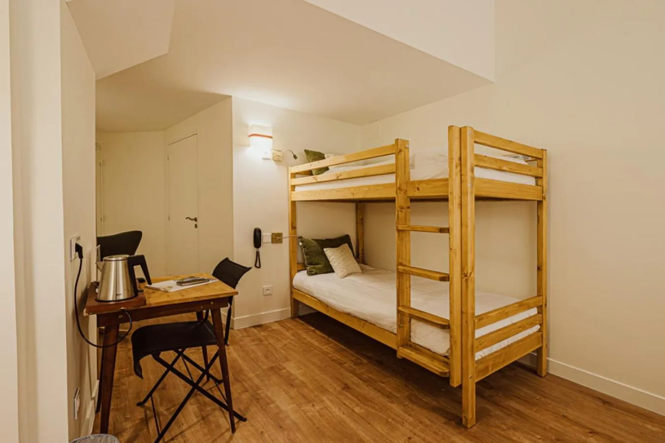 Bed in Hotelo Lyon Charité