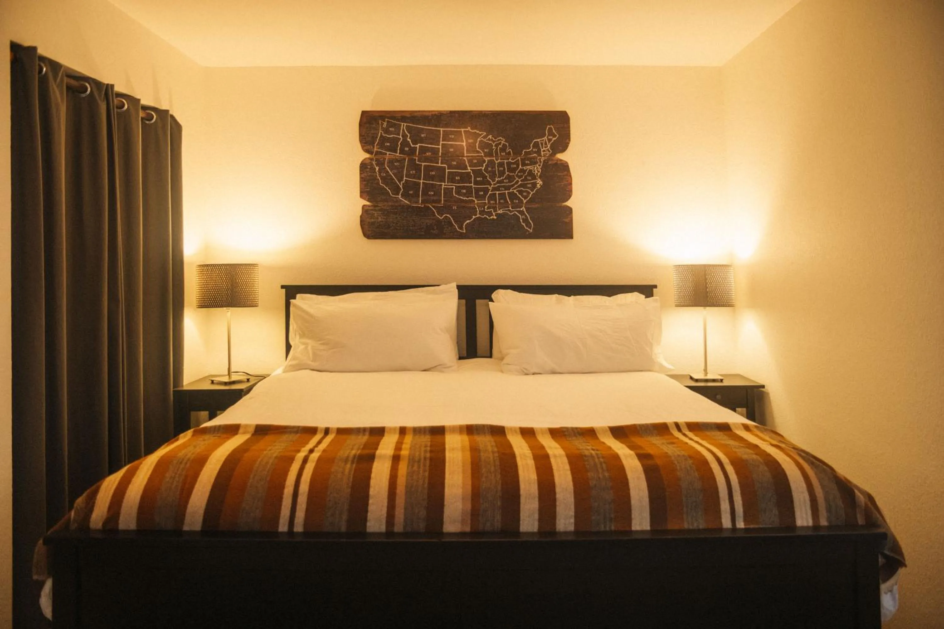 Bedroom, Bed in Johnson's Beach Cabins and Campground