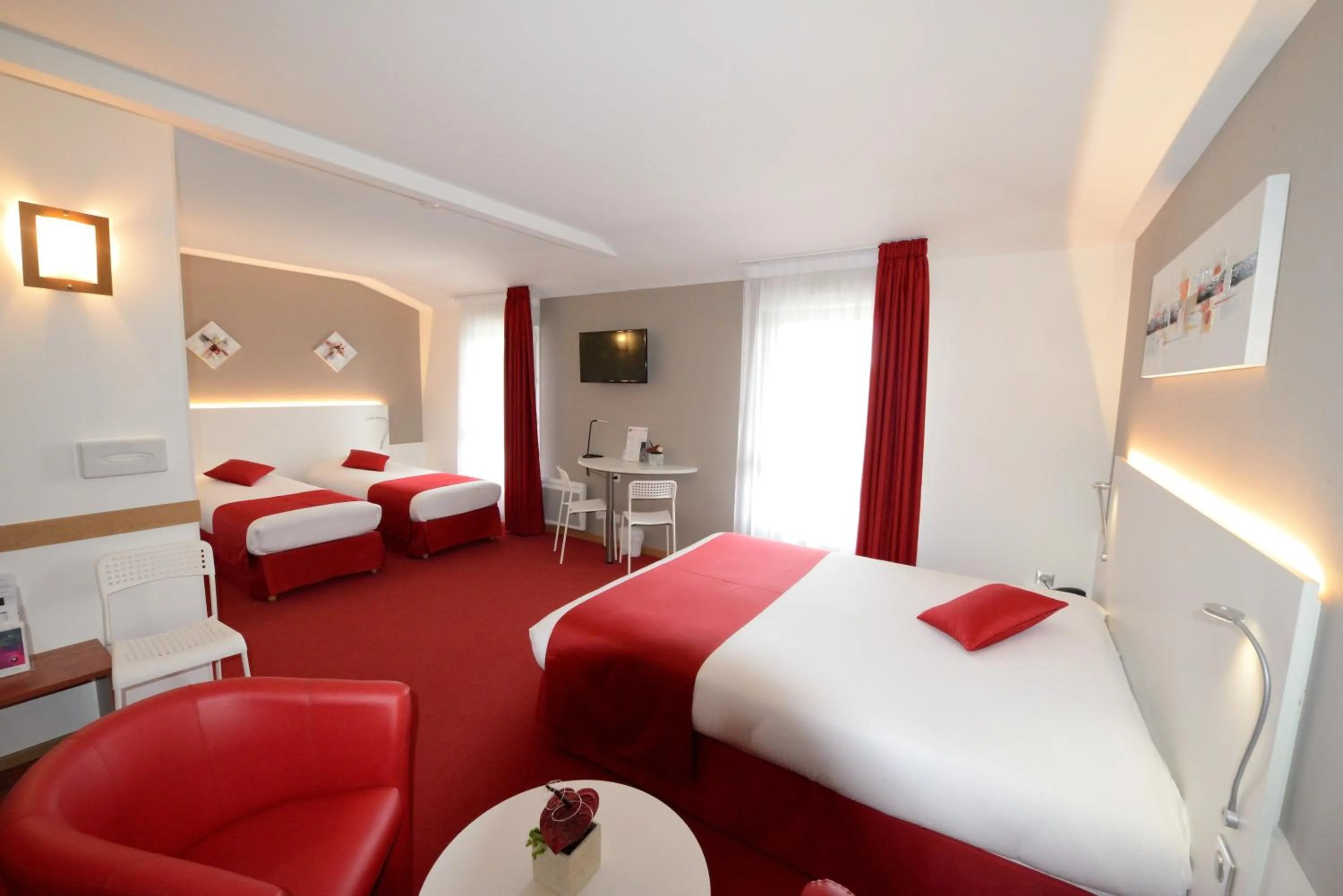 Bedroom in The Originals City, Hotel Loval, Brest (Inter-Hotel)