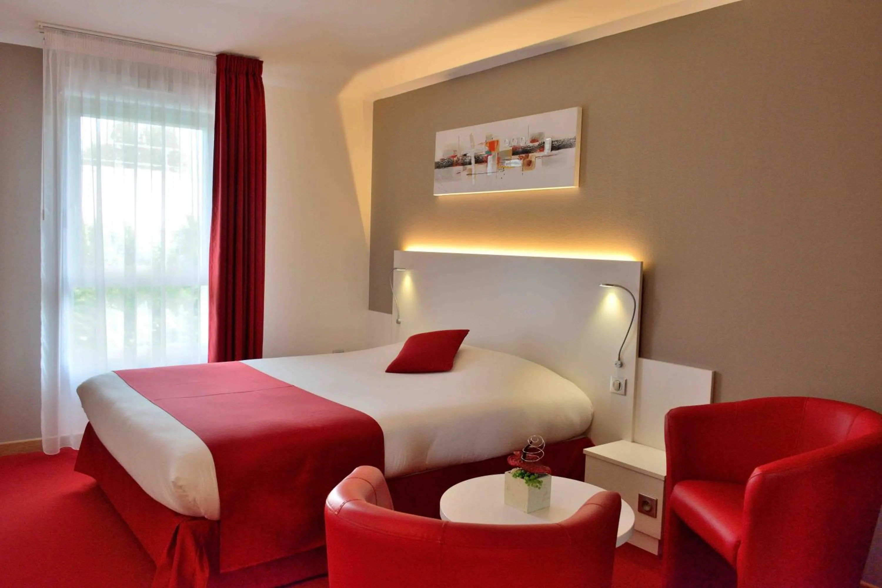 Bedroom in The Originals City, Hotel Loval, Brest (Inter-Hotel)