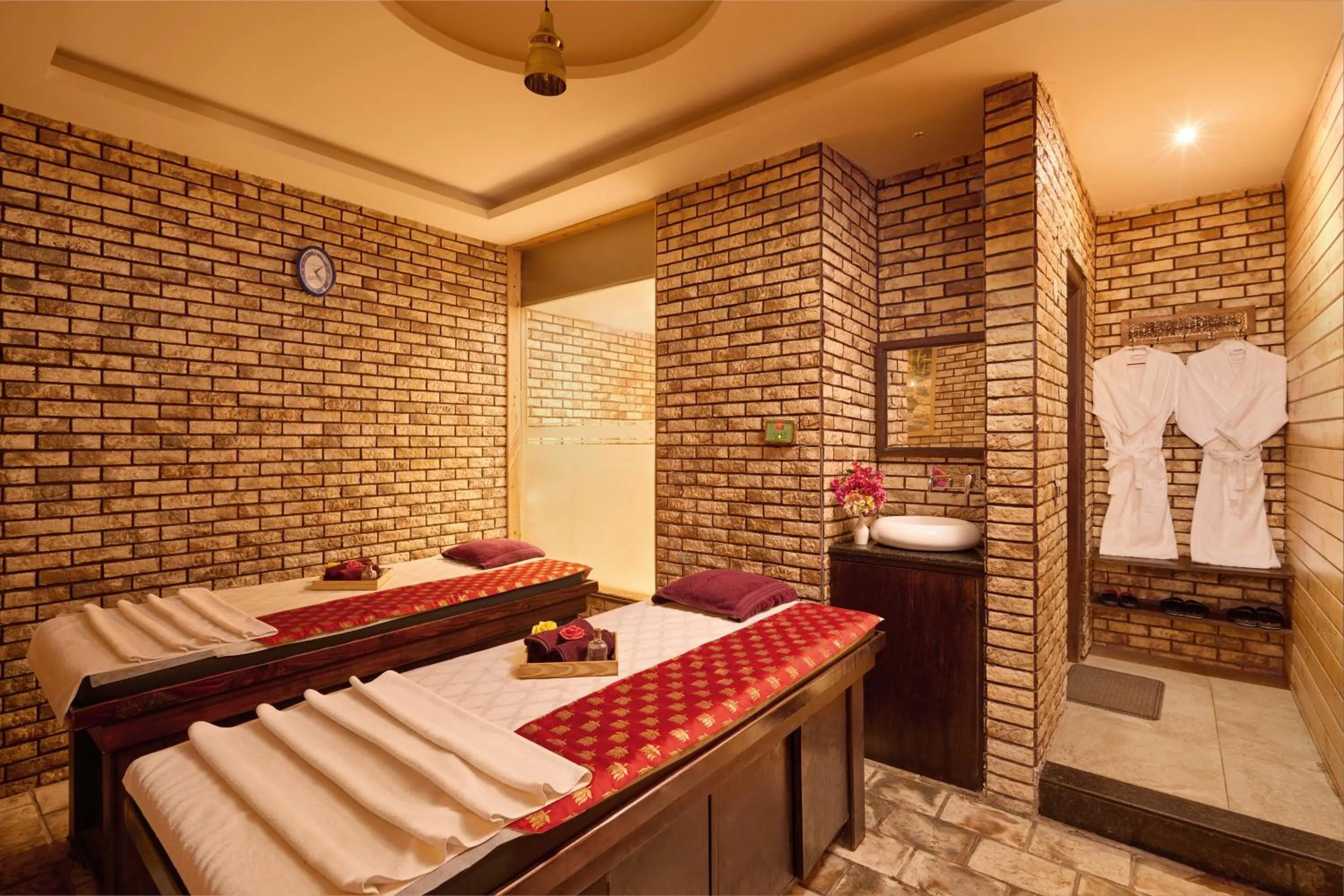 Bed in Deventure Shimla Hills