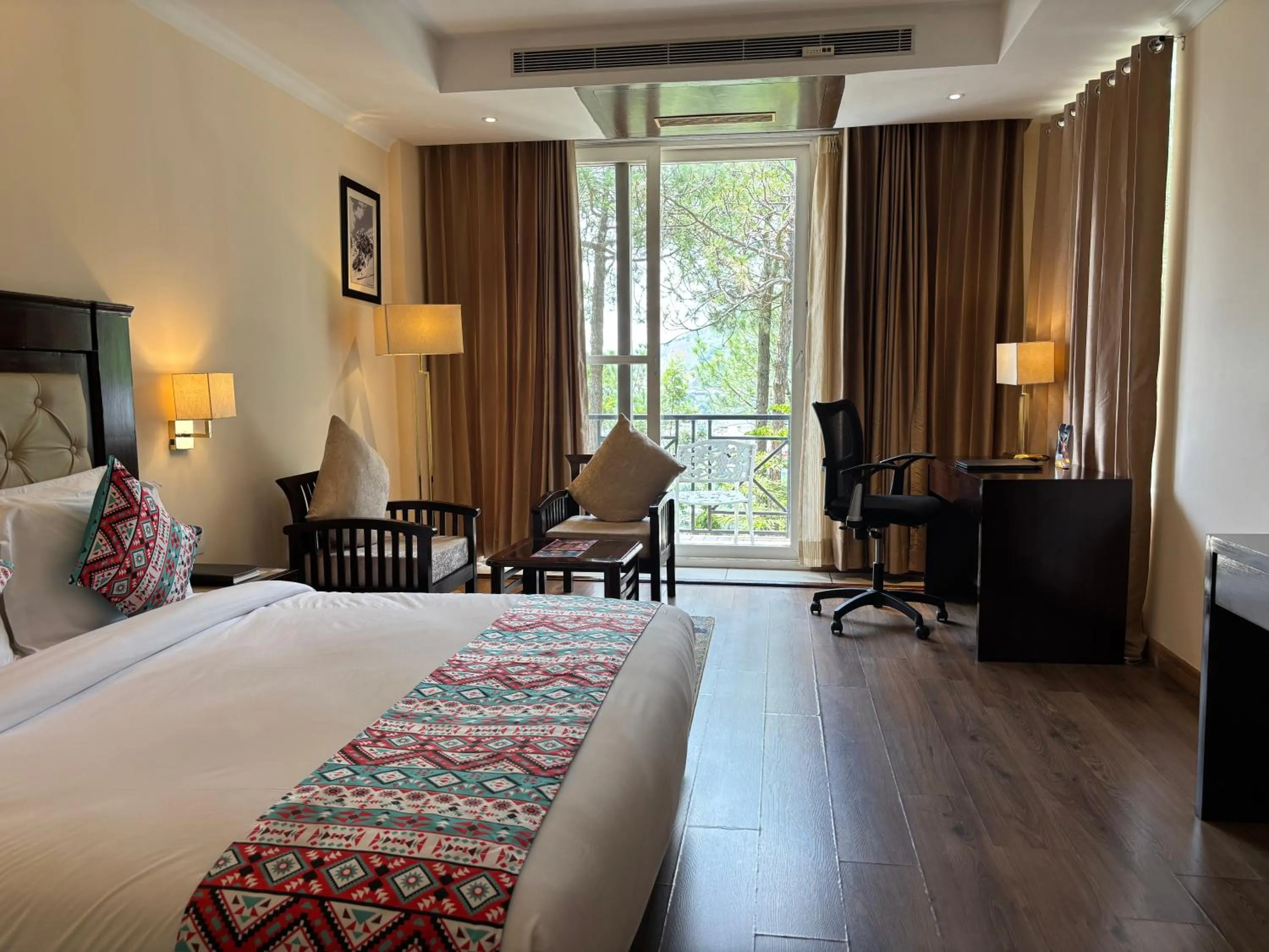 Bed in Deventure Shimla Hills