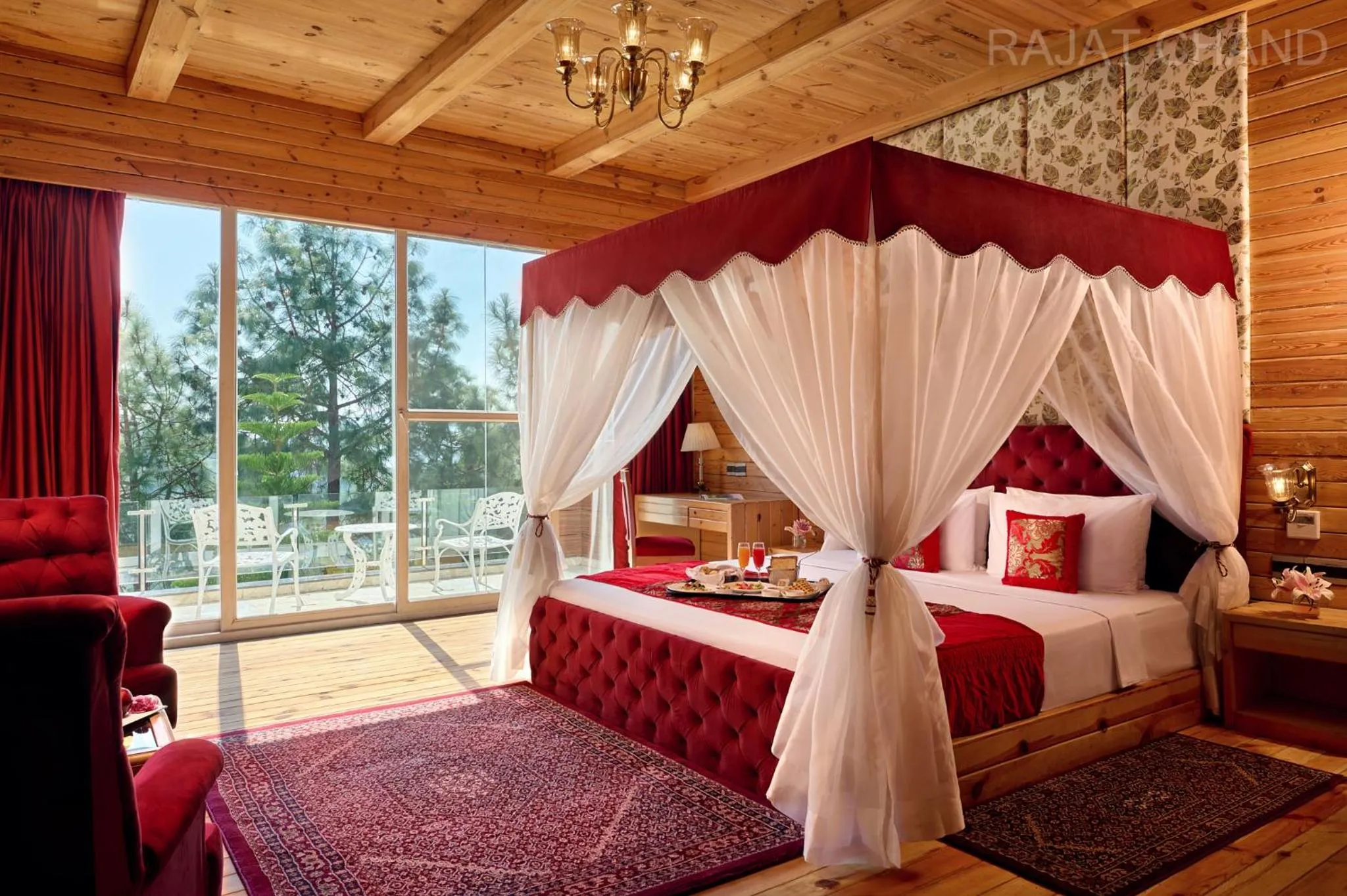 Bed in Deventure Shimla Hills
