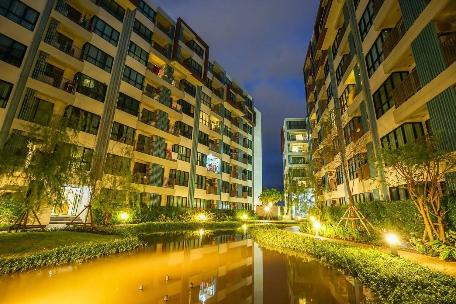 Garden in Centrio by Suttirak