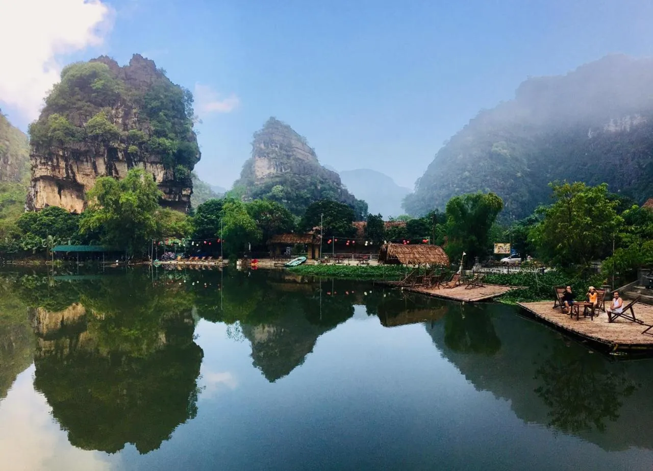 Neighbourhood in Quoc Khanh Bamboo Homestay