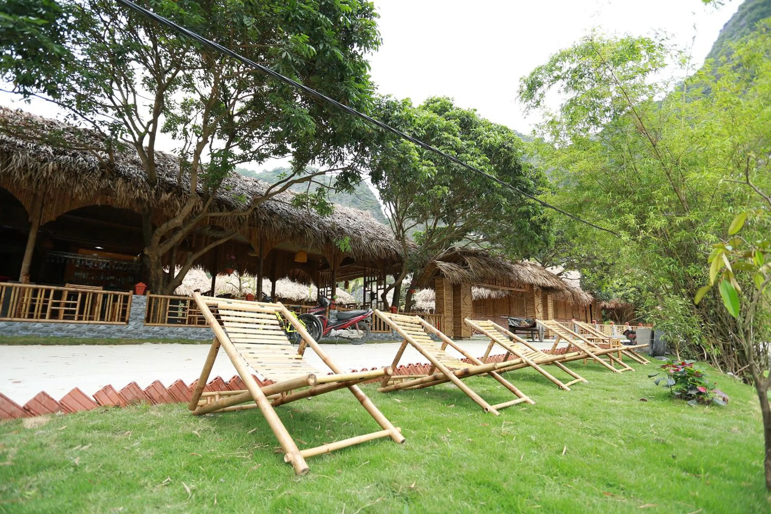 Facade/entrance in Quoc Khanh Bamboo Homestay