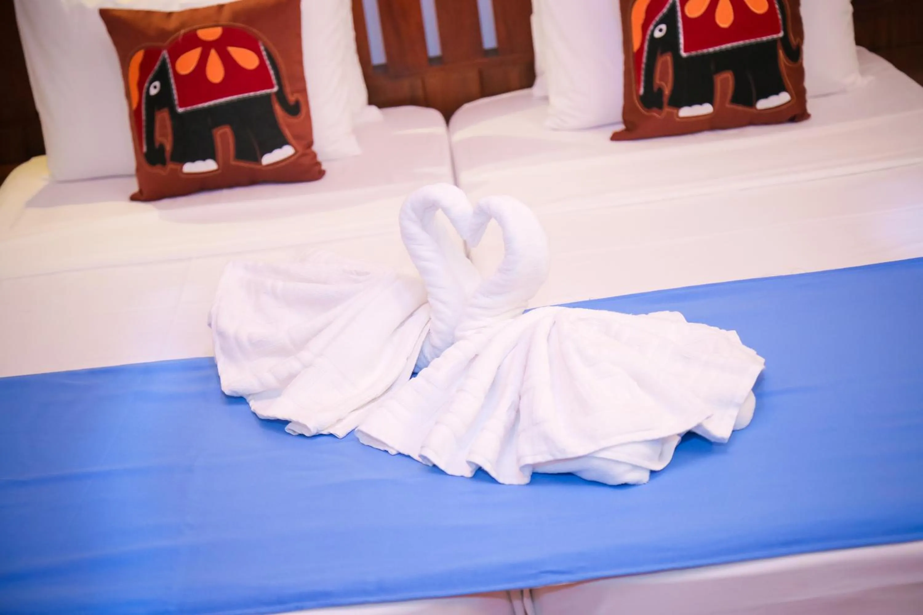 Bedroom, Bed in Cozy Sea view Inn