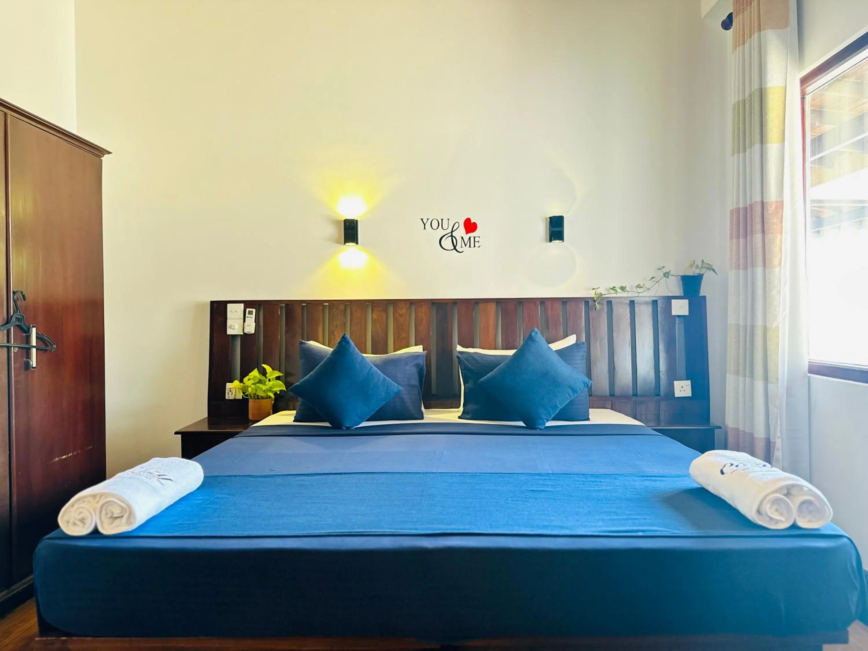 View (from property/room), Bed in Cozy Sea view Inn