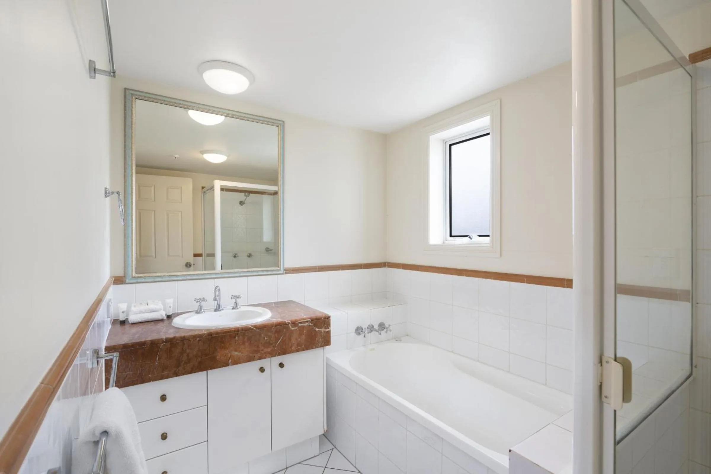 Shower in Moroccan Resort - HR Surfers Paradise