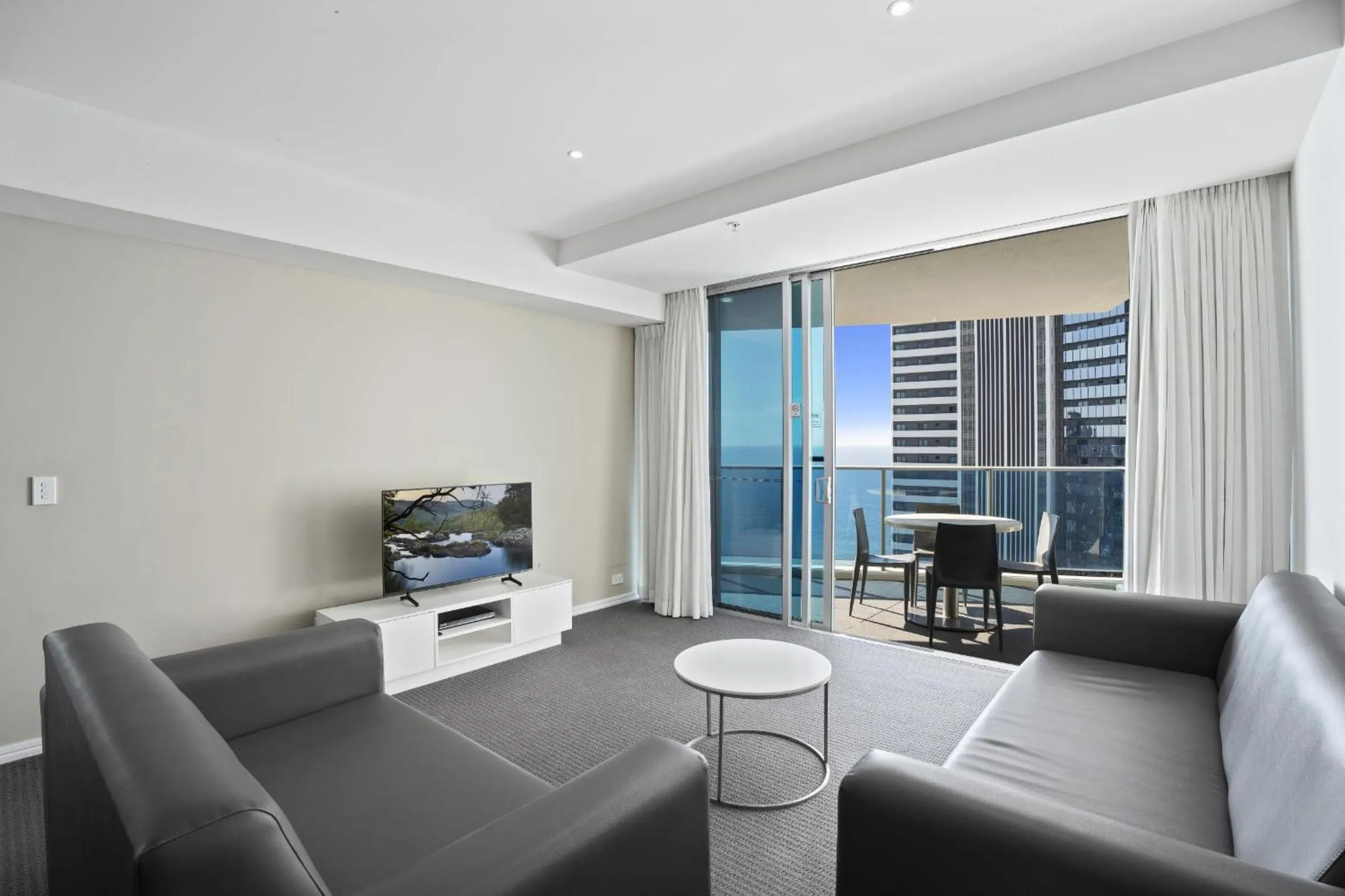 TV and multimedia in Orchid Residences - HR Surfers Paradise
