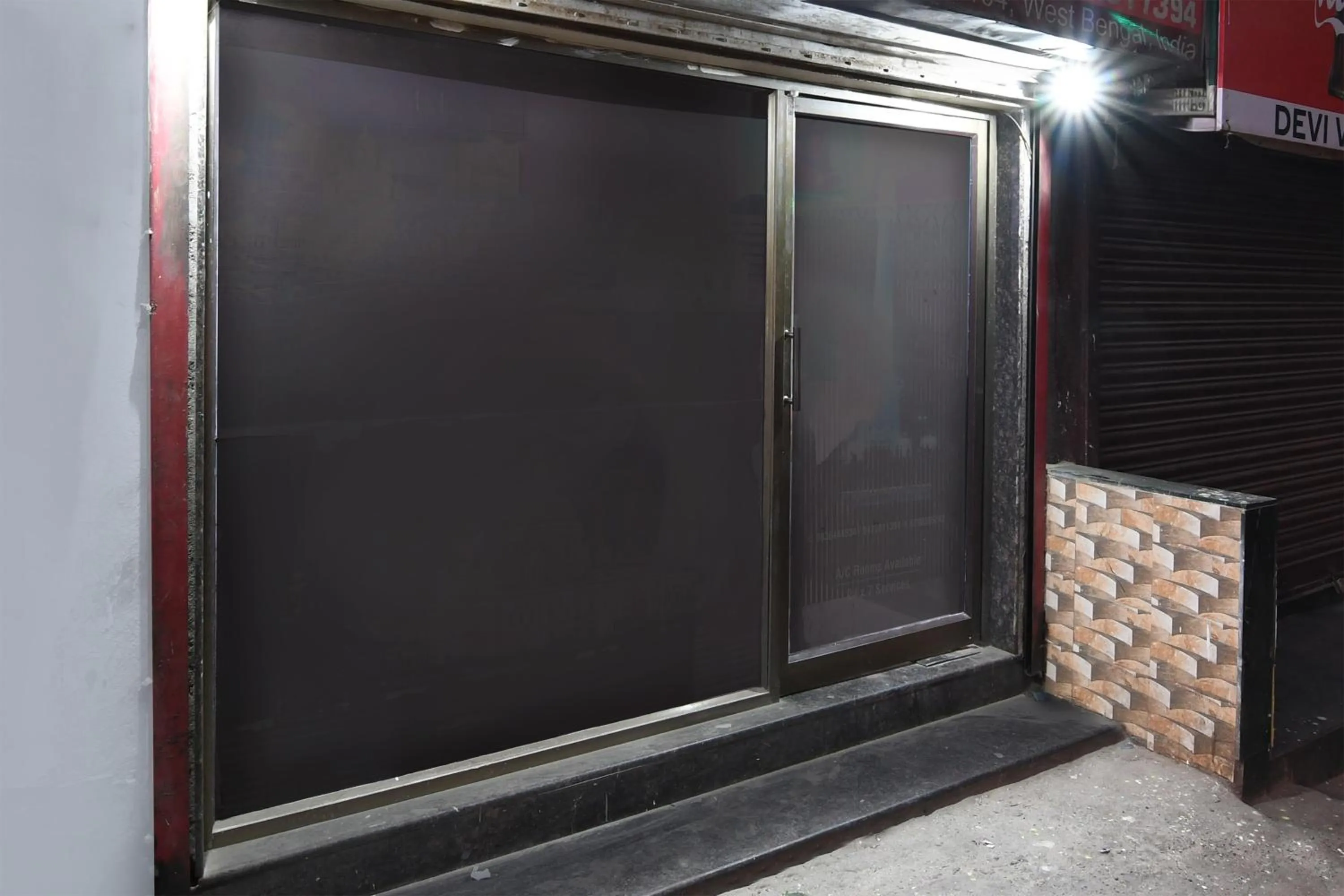 Facade/entrance in Hotel O Sigma