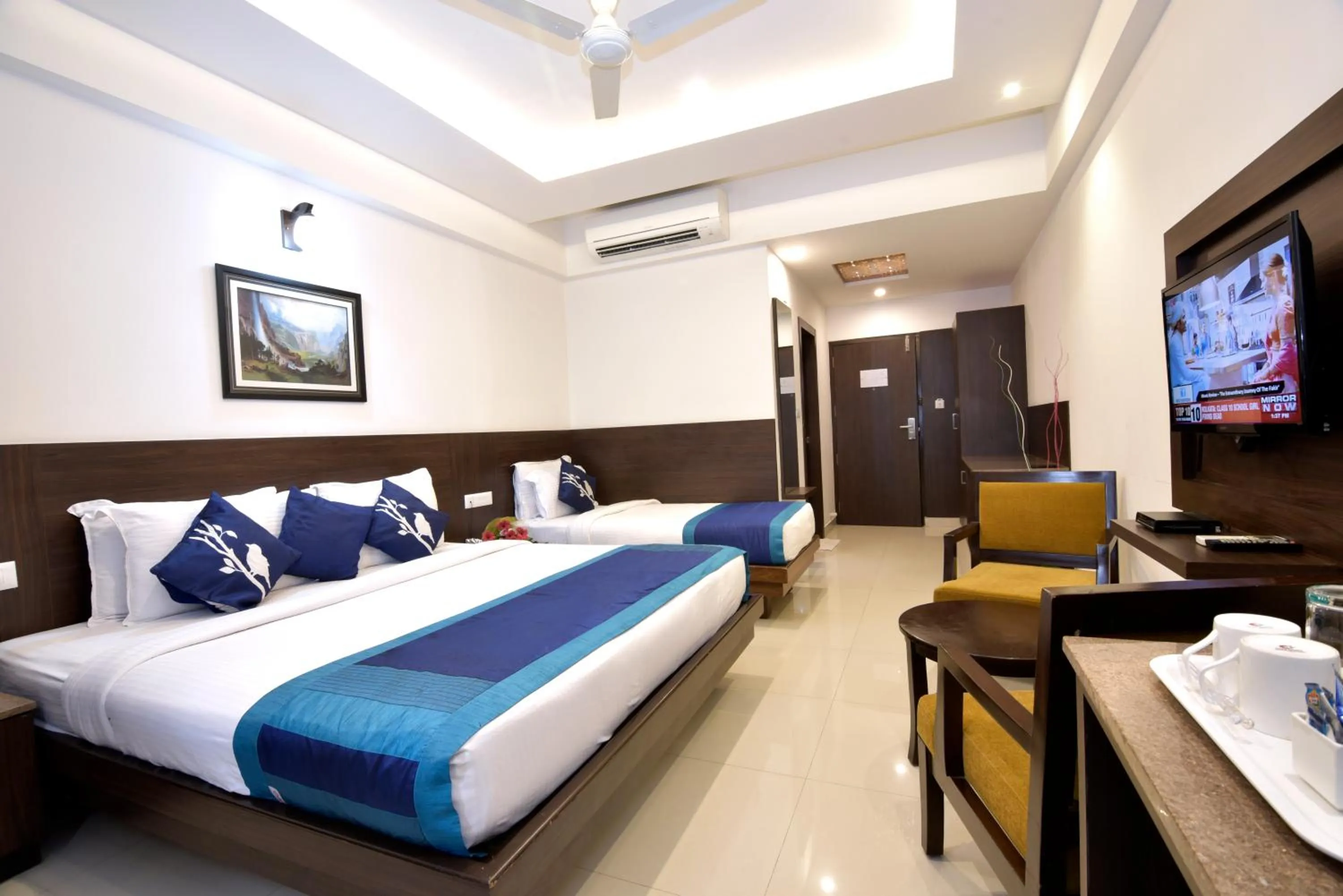 Bedroom, Bed in I V Sanctum Hotel