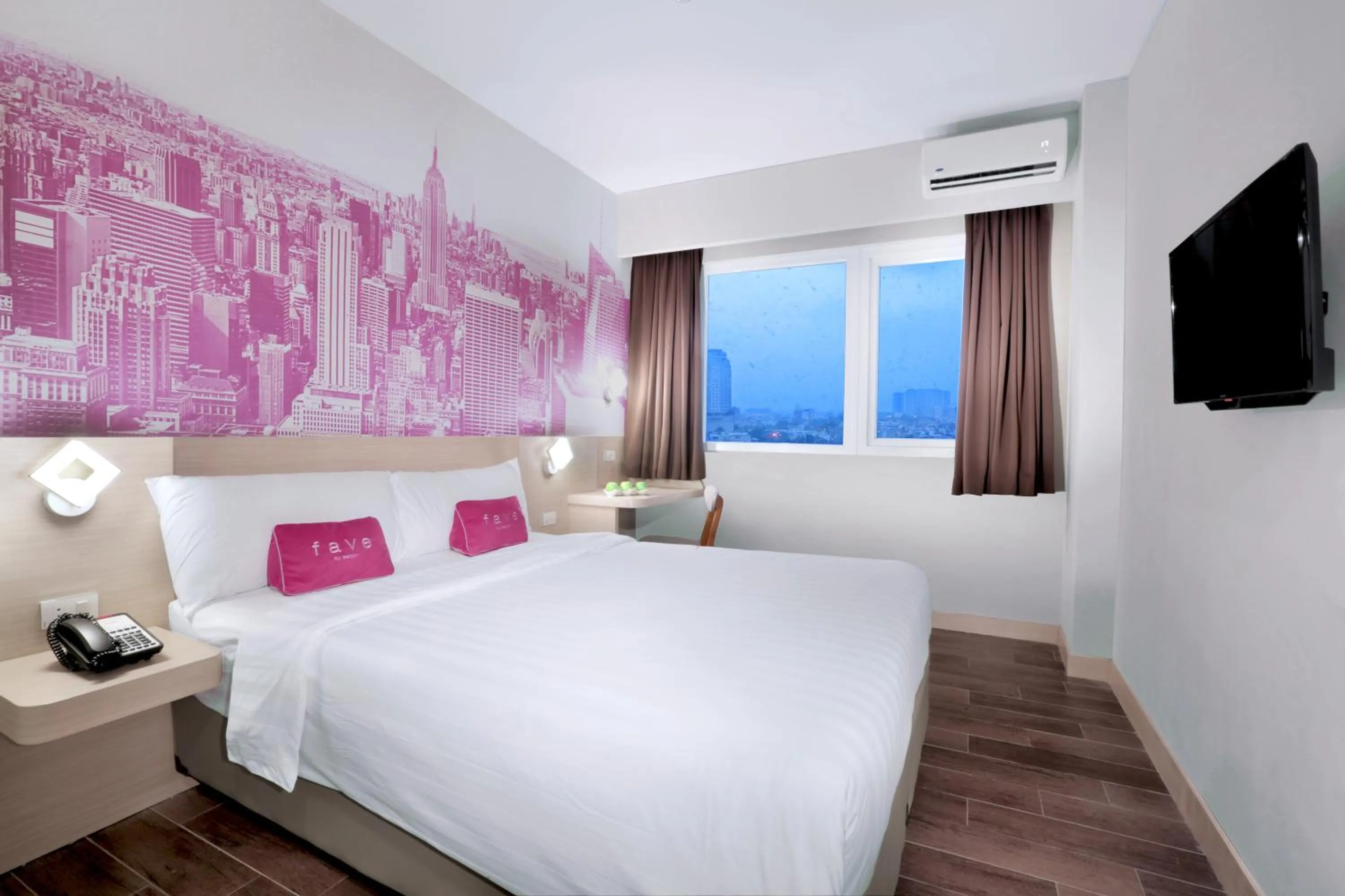Bedroom, Bed in favehotel S. Parman Medan