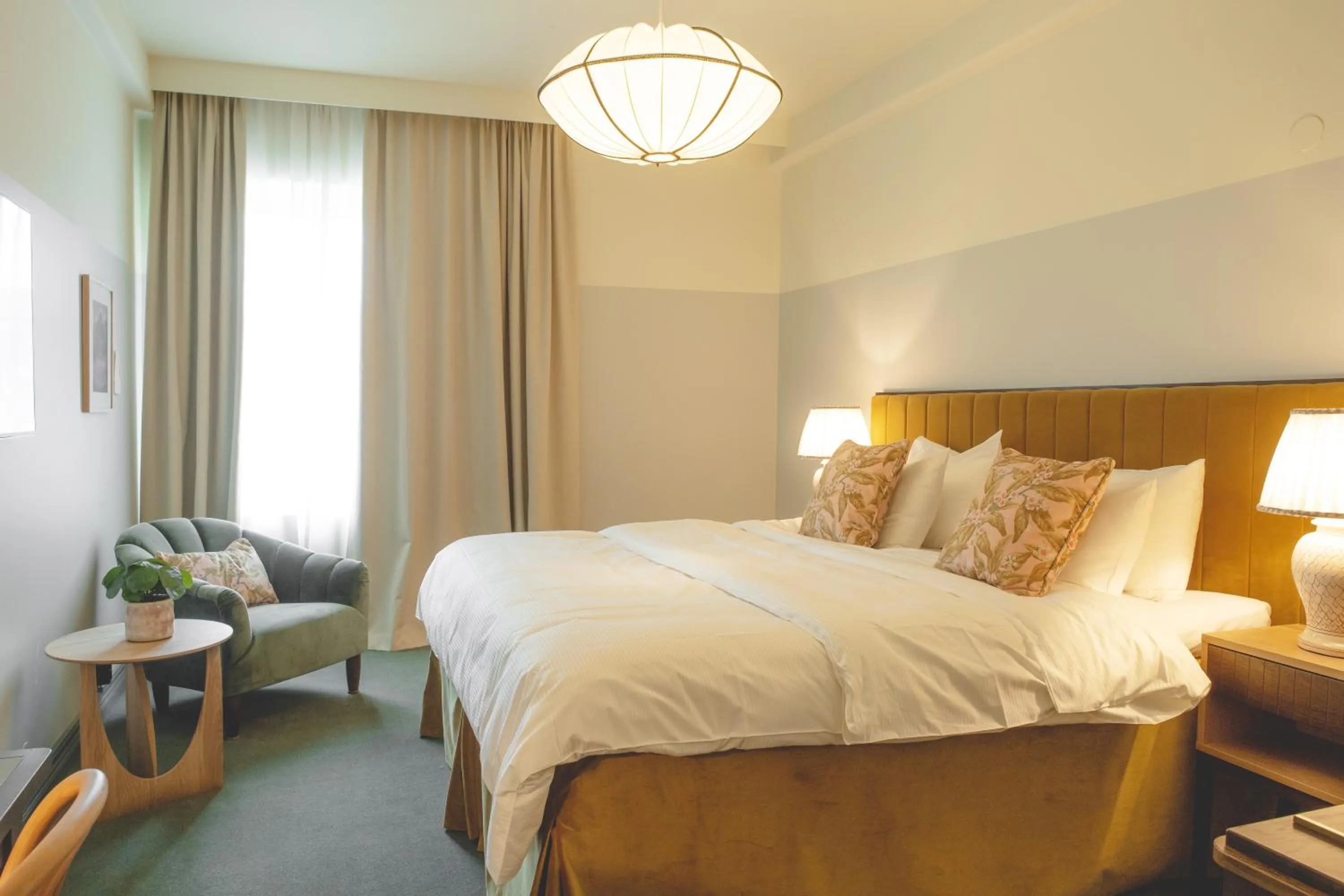 Bed in Elite Hotel Mårtenson