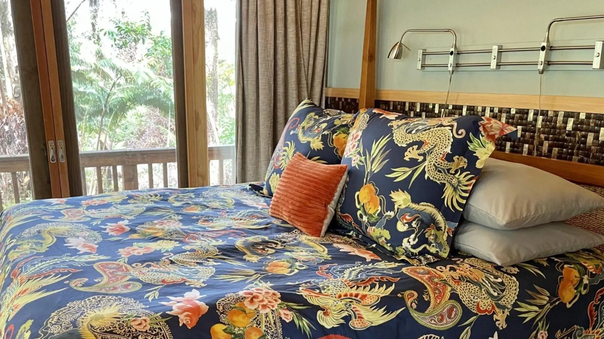 Bed in At the Craters Edge