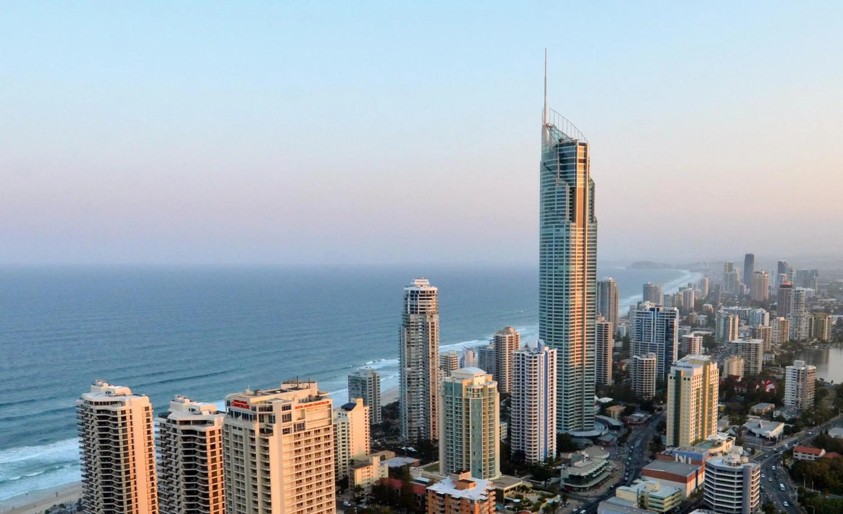 Property building in HR Surfers Paradise - Apartment 4204