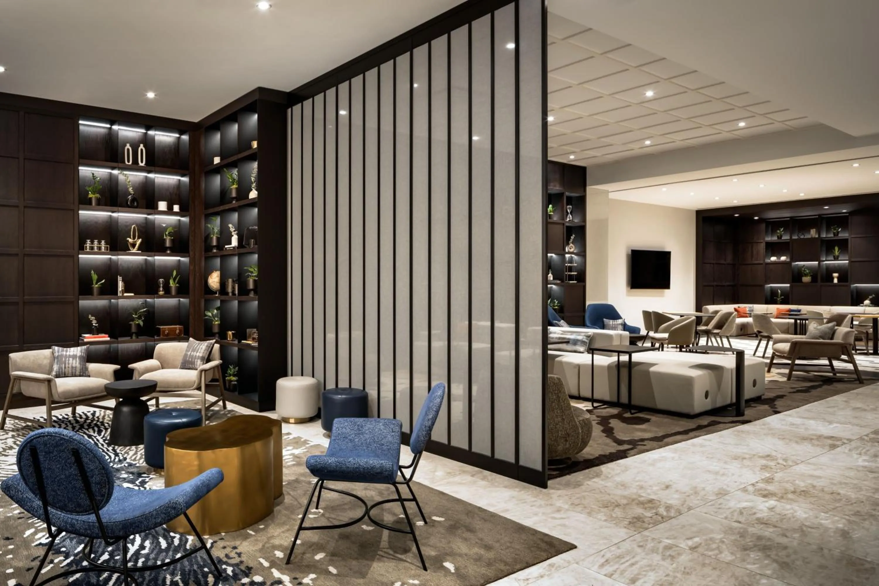 Lounge or bar in Montreal Marriott Chateau Champlain