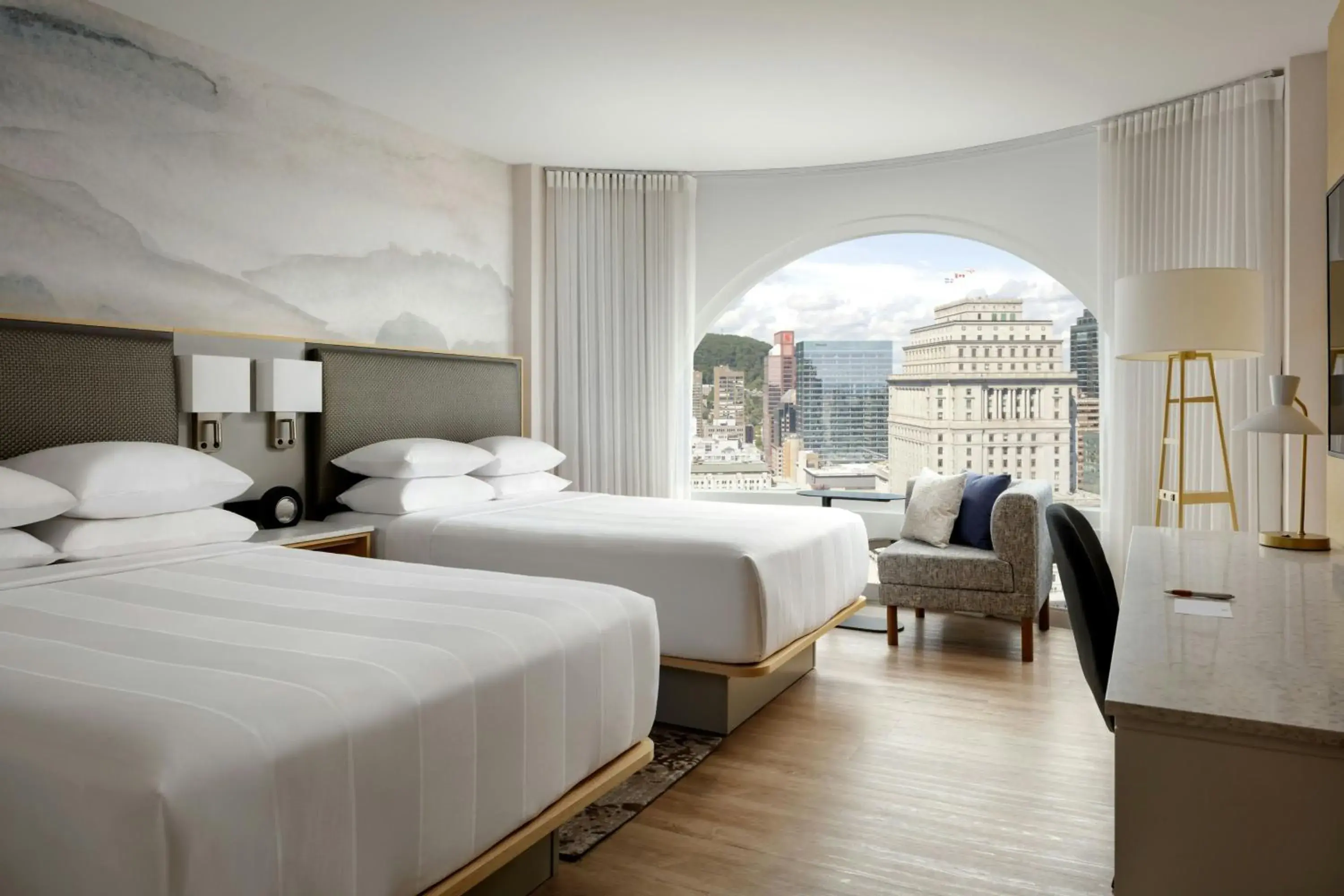 Double Room with Two Double Beds - Park View in Montreal Marriott Chateau Champlain Double Room with Two Double Beds - Park View in Montreal Marriott Chateau Champlain