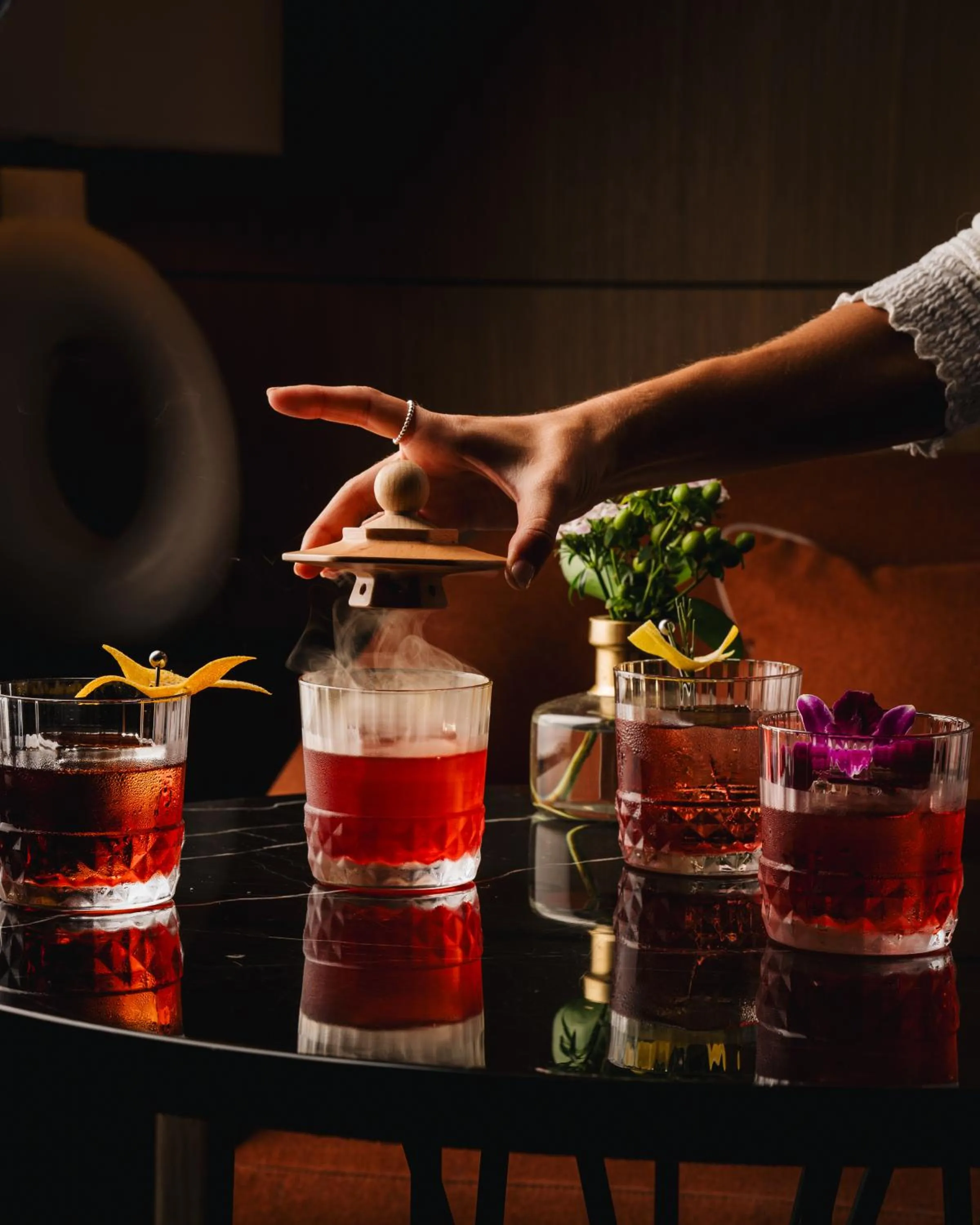 Lounge or bar in Montreal Marriott Chateau Champlain