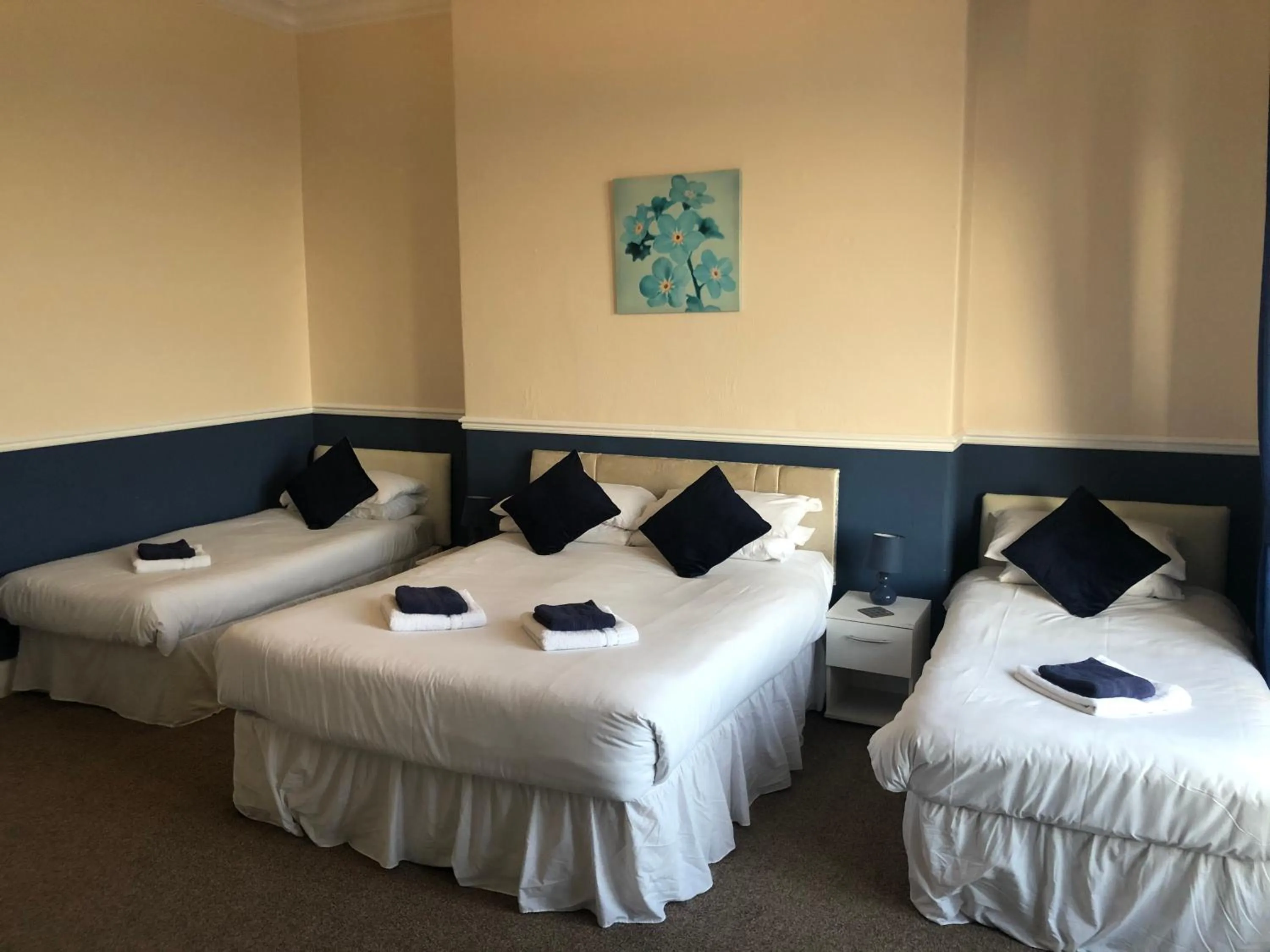 Bed in Leamington House