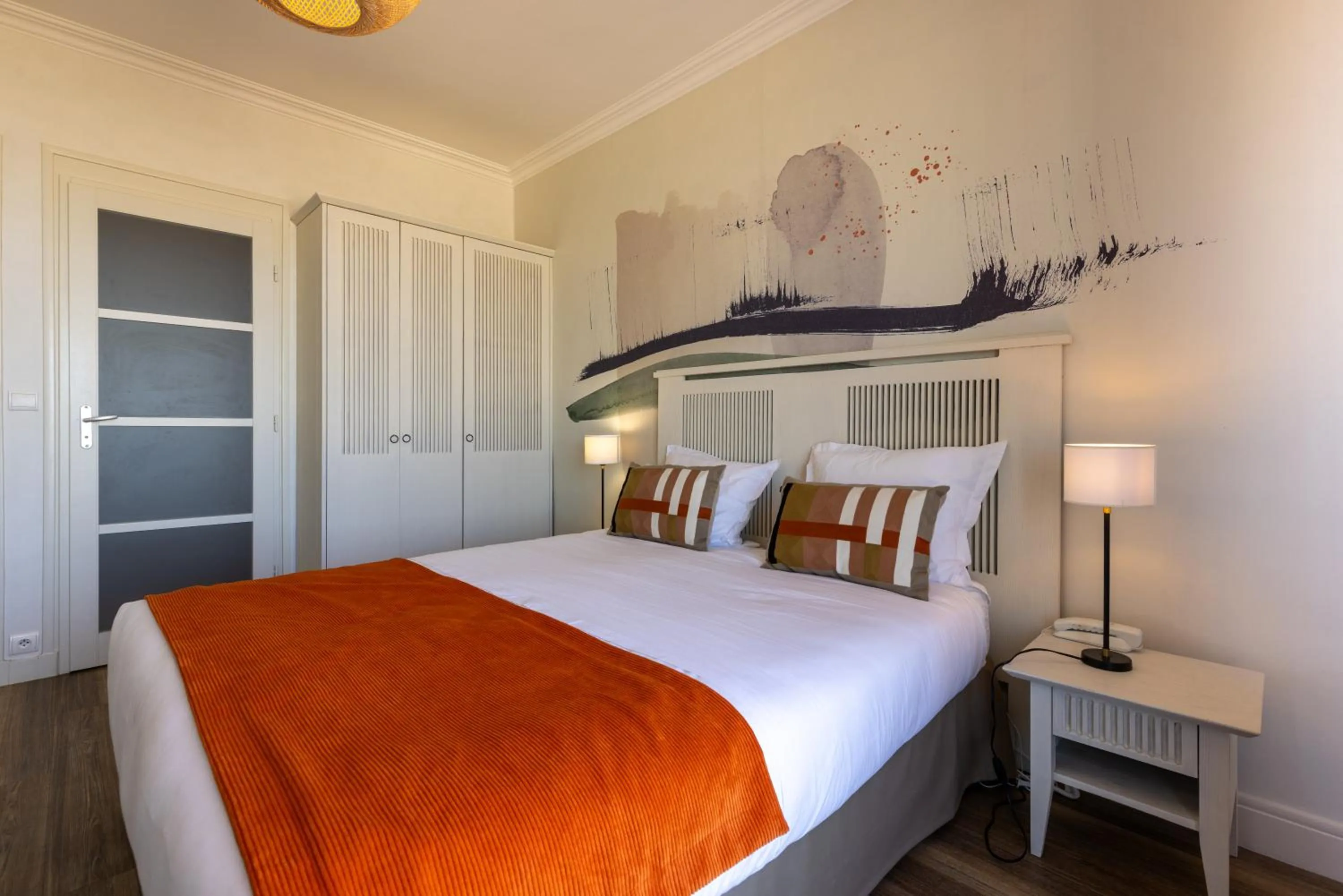 Bed in Family Golf Hotel