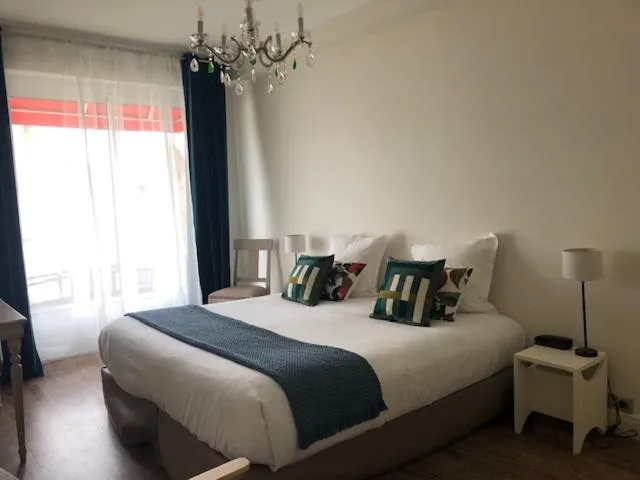 Photo of the whole room, Bed in Family Golf Hotel