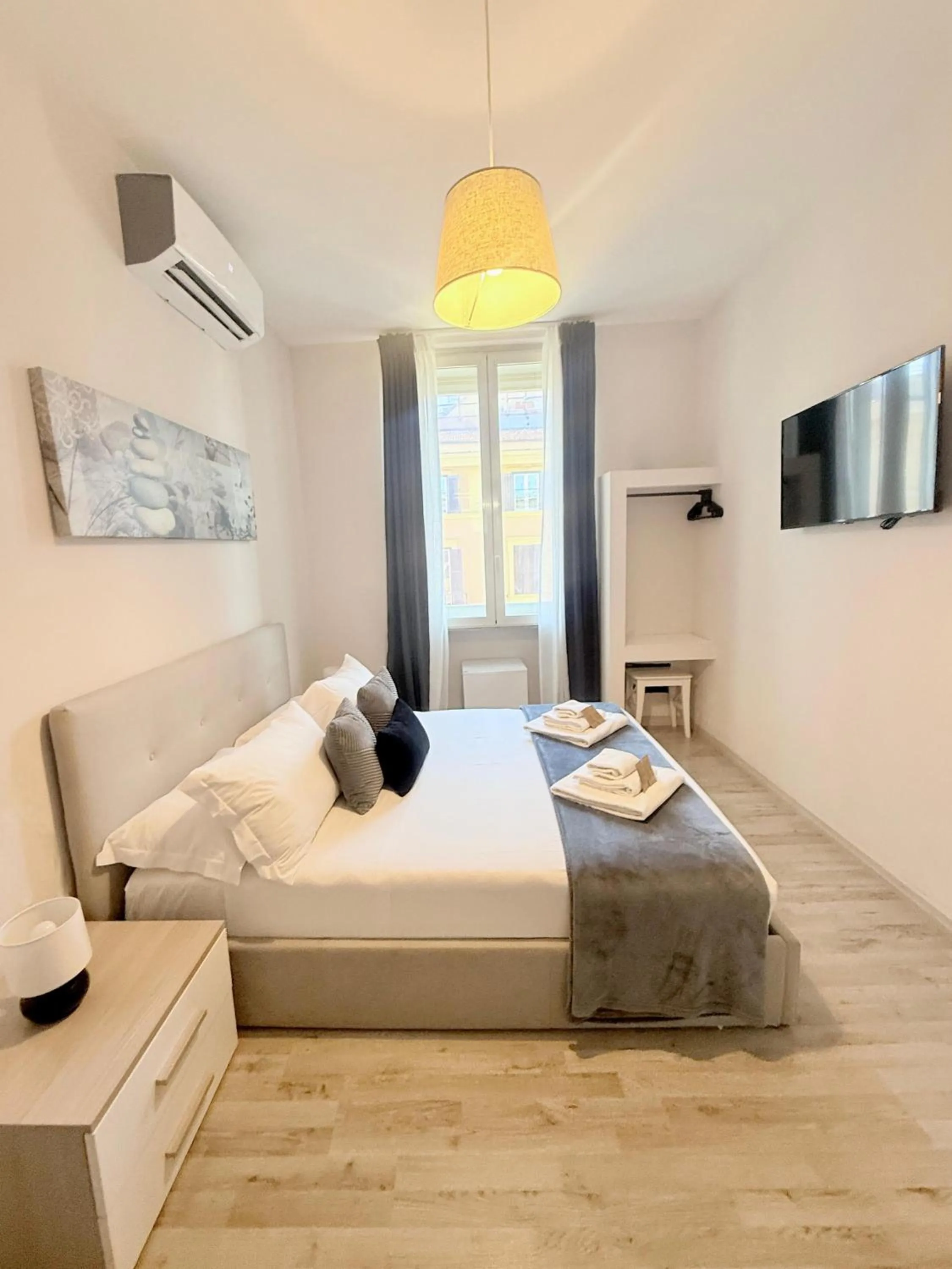 Photo of the whole room, Bed in San Pietro Rooms 84