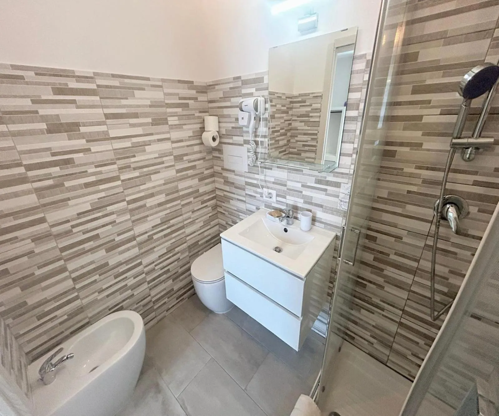 Bathroom in San Pietro Rooms 84