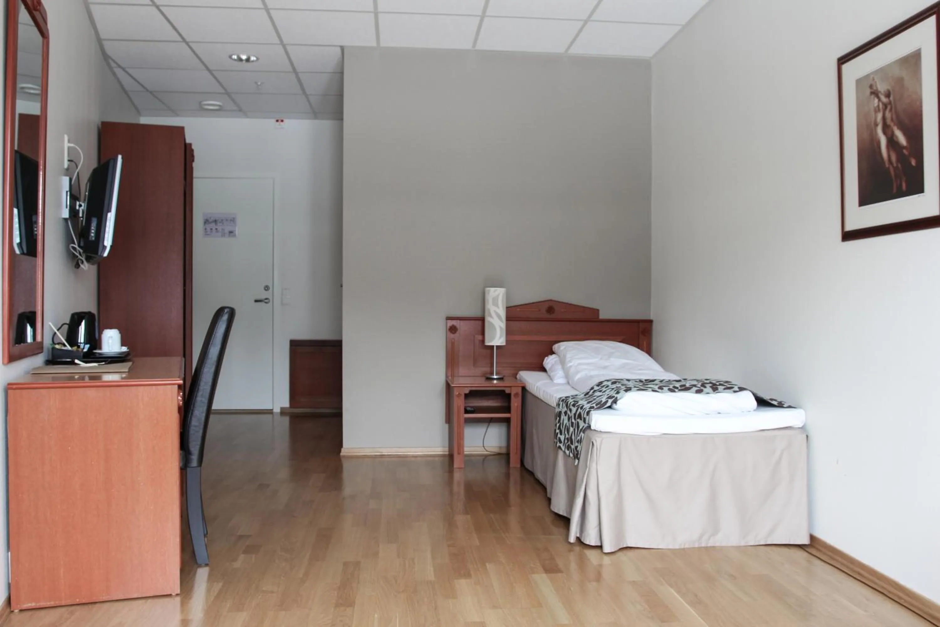 Photo of the whole room in Brattvåg Fjordhotell