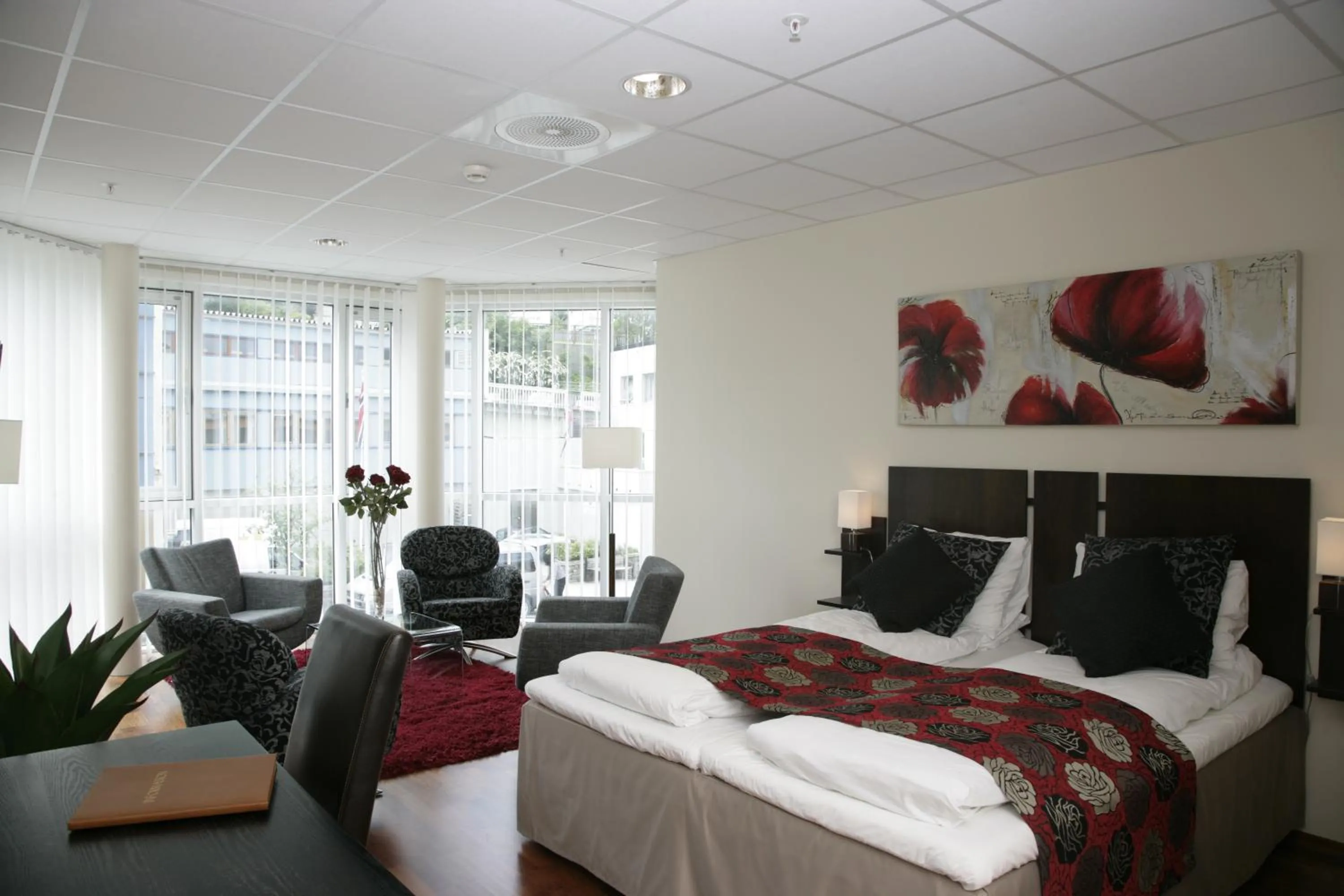 Photo of the whole room in Brattvåg Fjordhotell