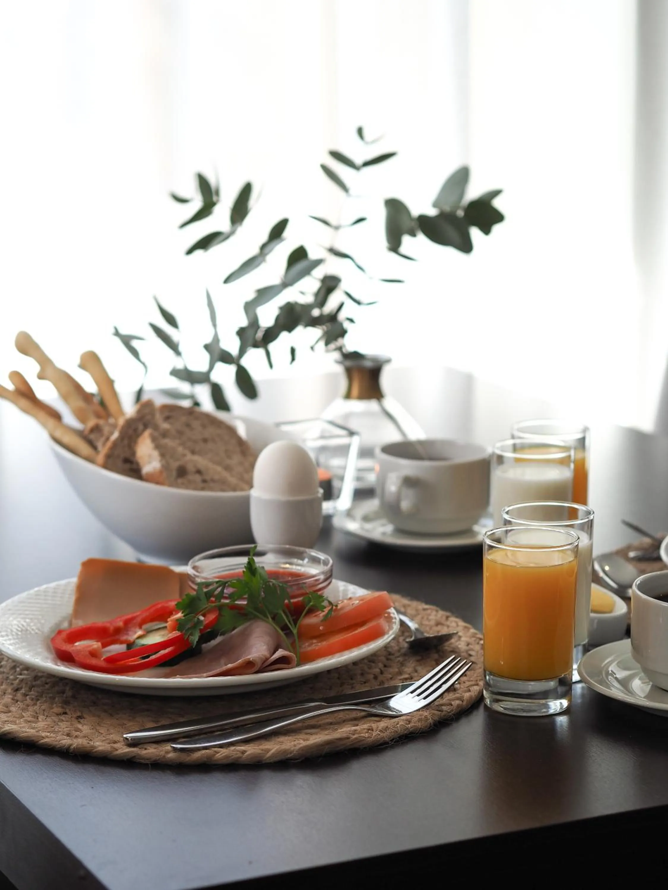 Breakfast in Brattvåg Fjordhotell