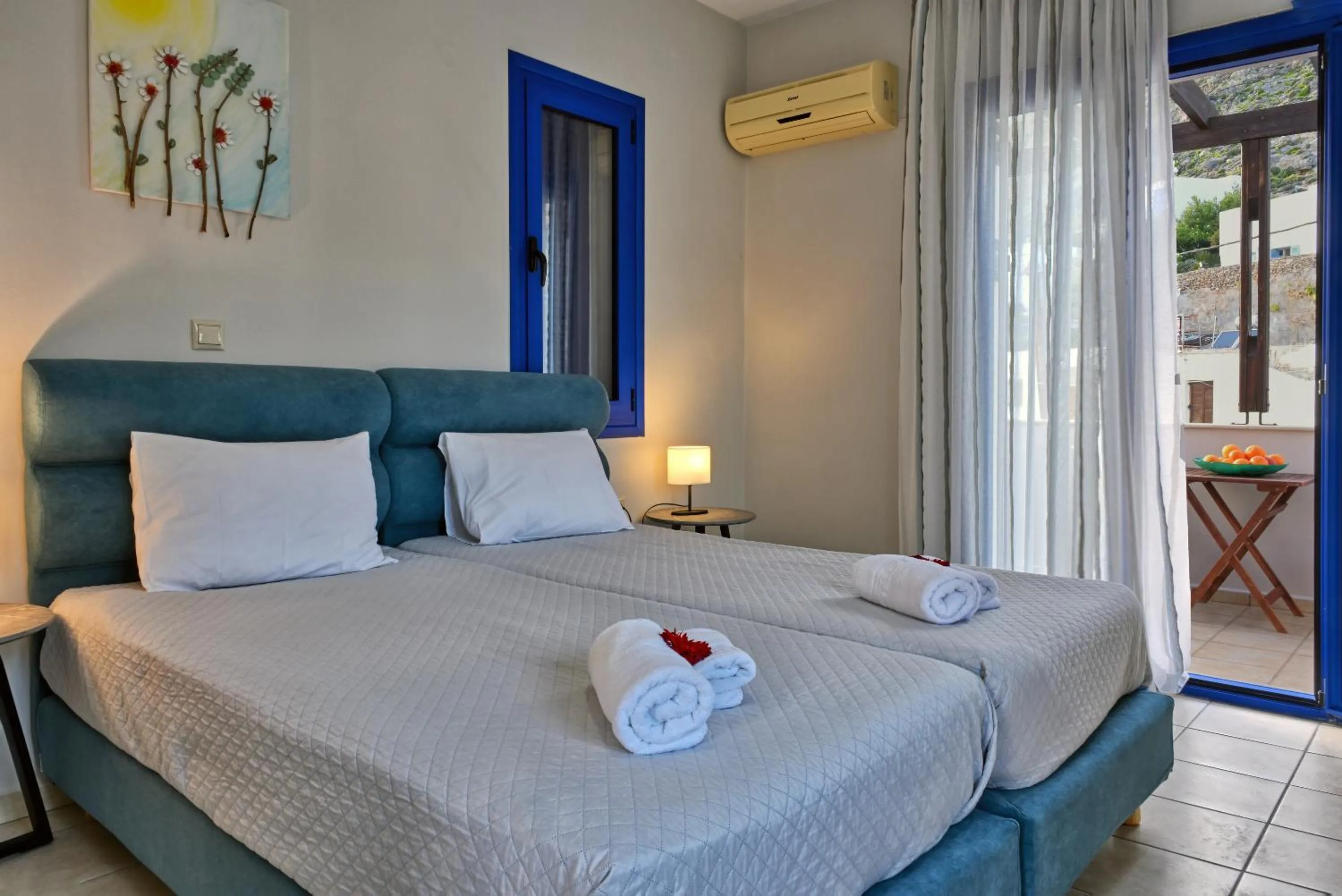 Bed in Sfakian Horizon