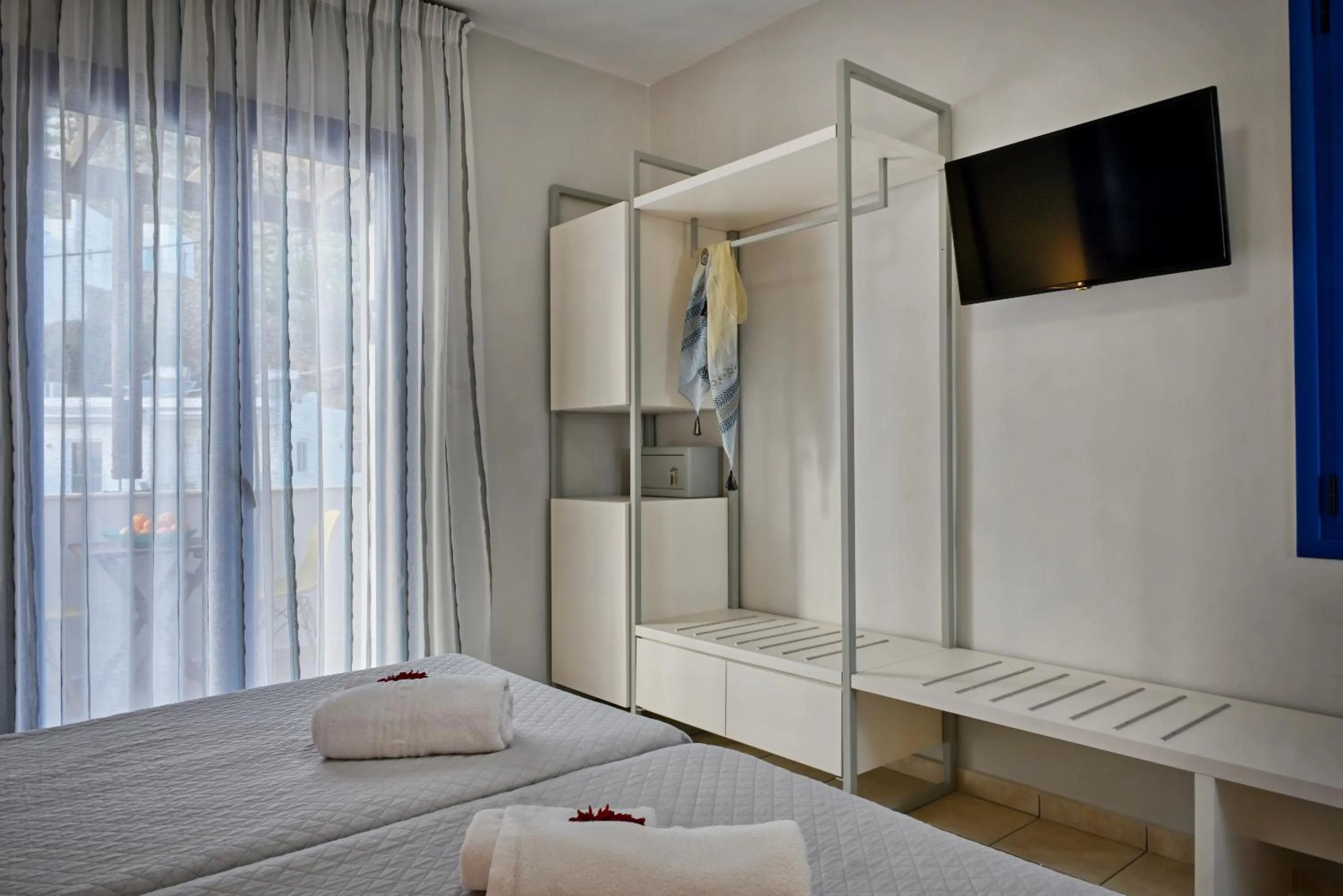 Bed in Sfakian Horizon