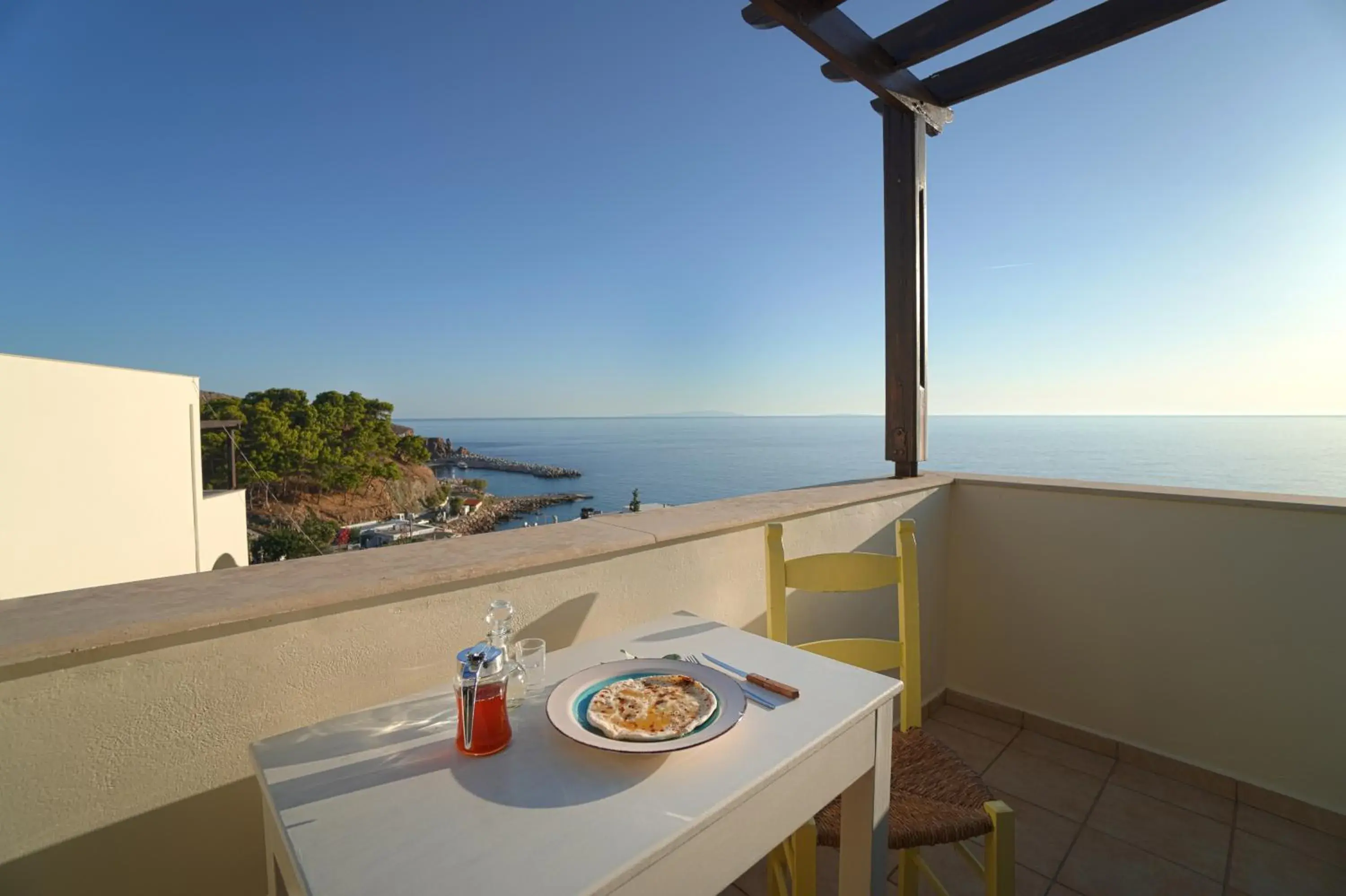 Twin Room in Sfakian Horizon Twin Room in Sfakian Horizon